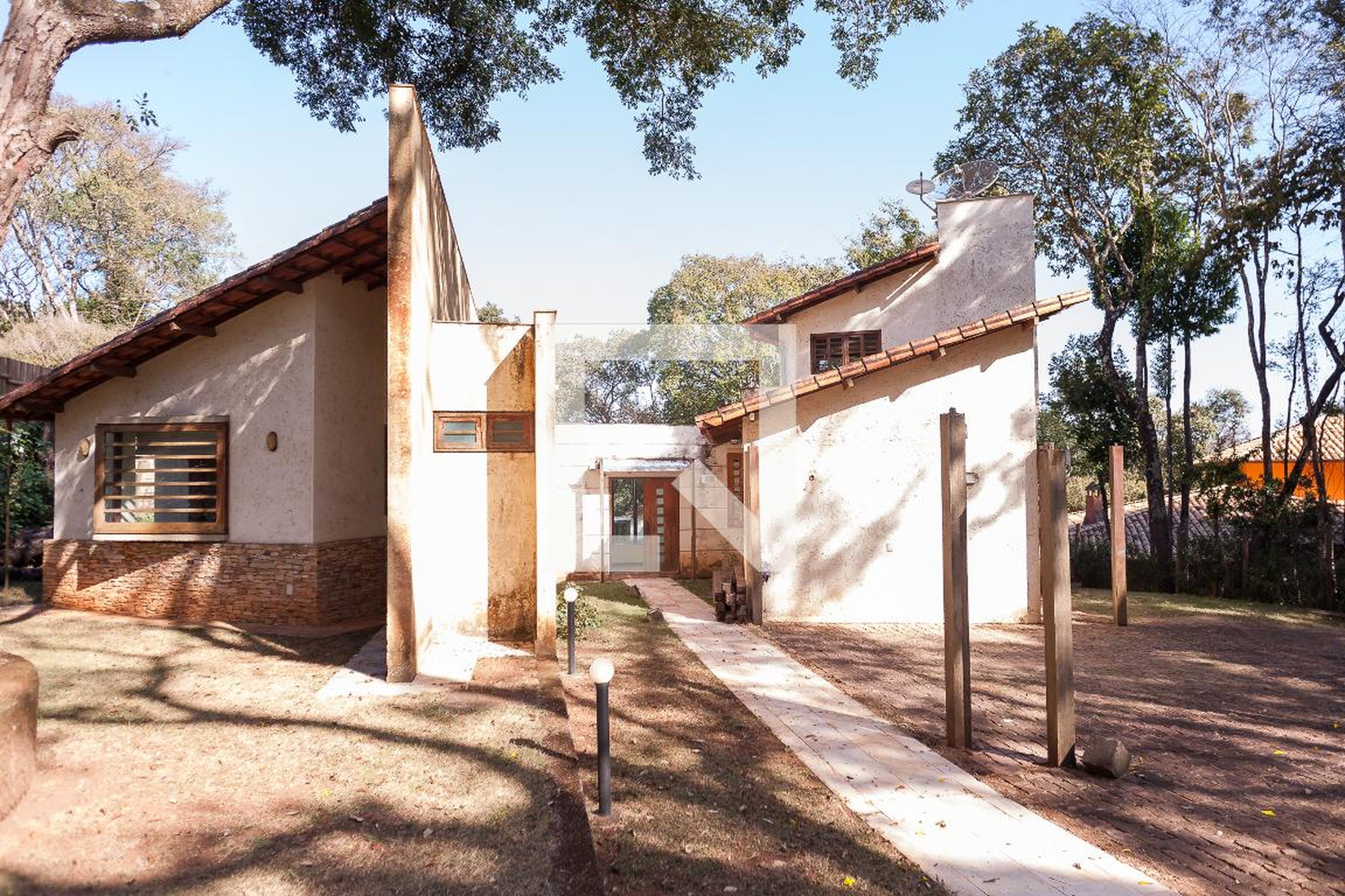 fachada Condomínio em Alameda da Mata, 1179