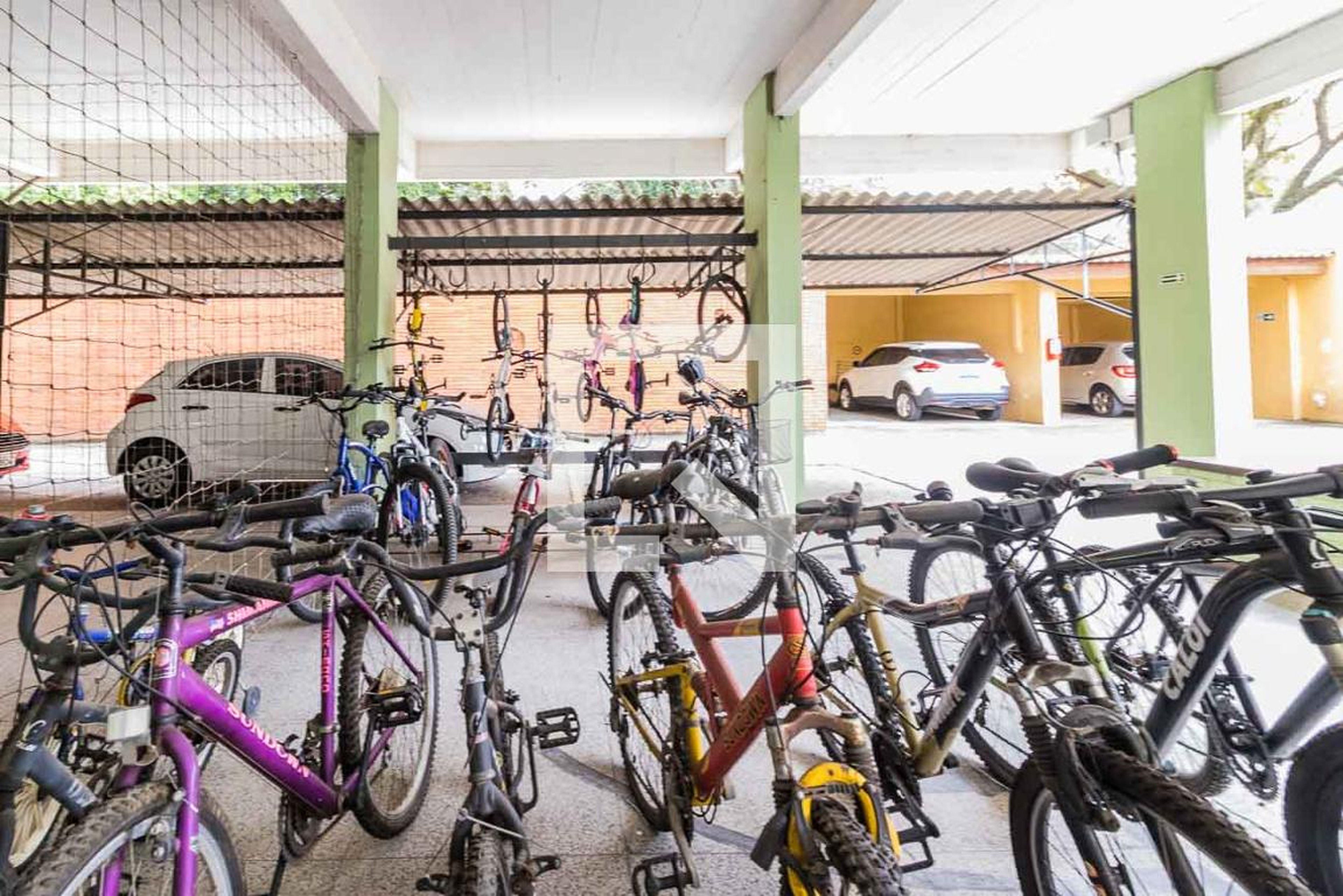 Bicicletario - Edelweiss