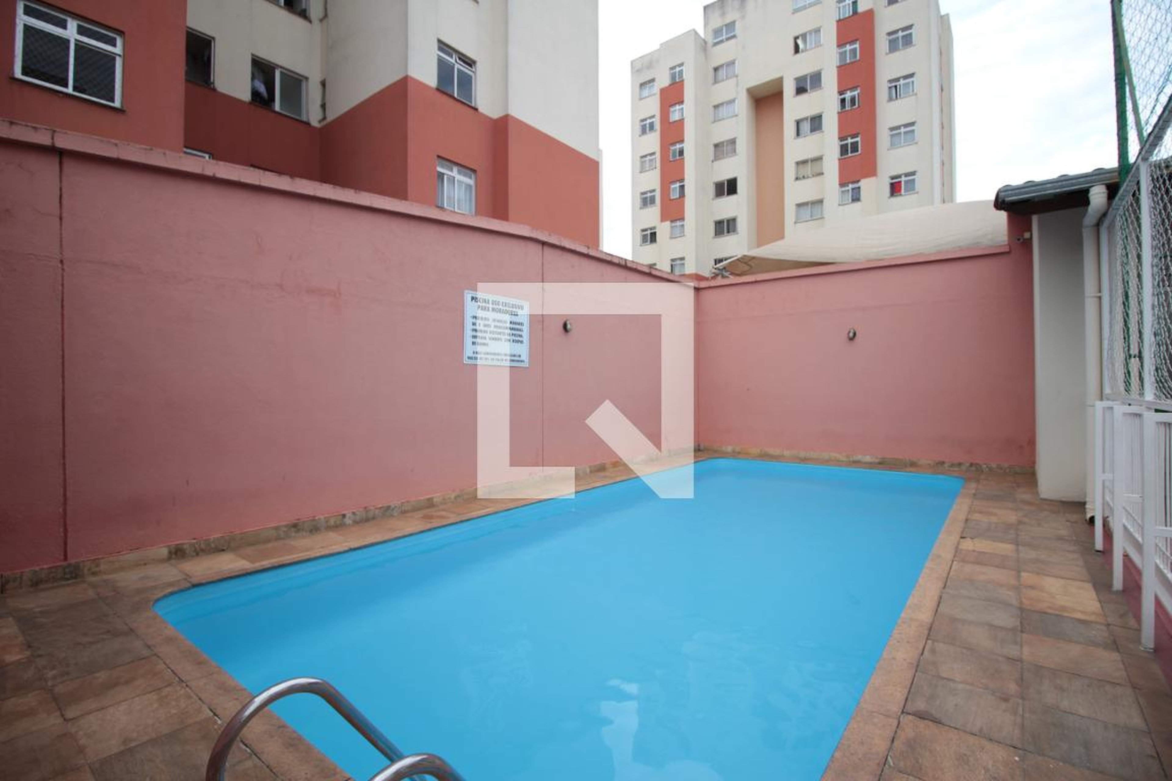 Piscina - Residencial Le Parc de France