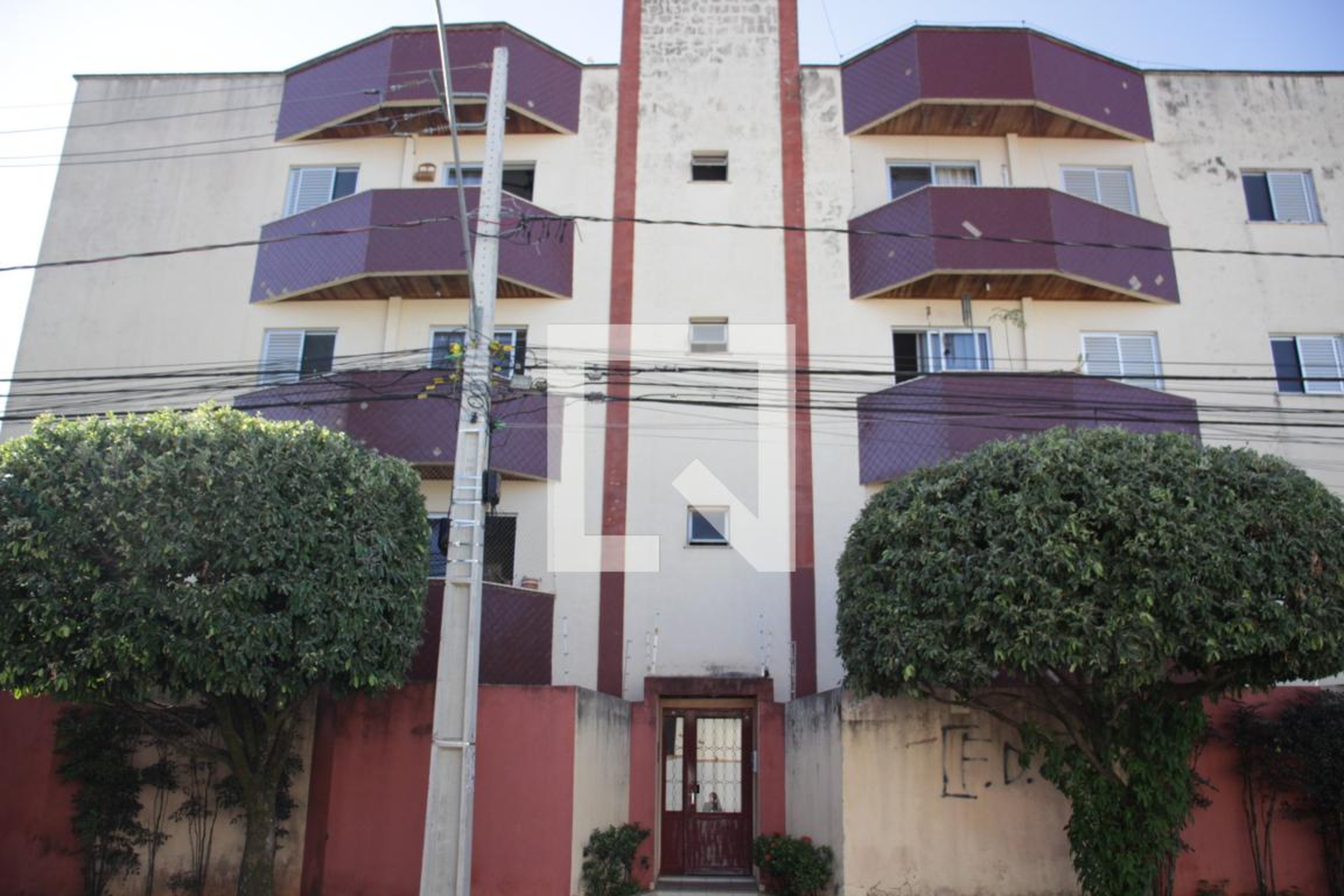 Fachada Condomínio em Rua Atílio Valentini, 1333