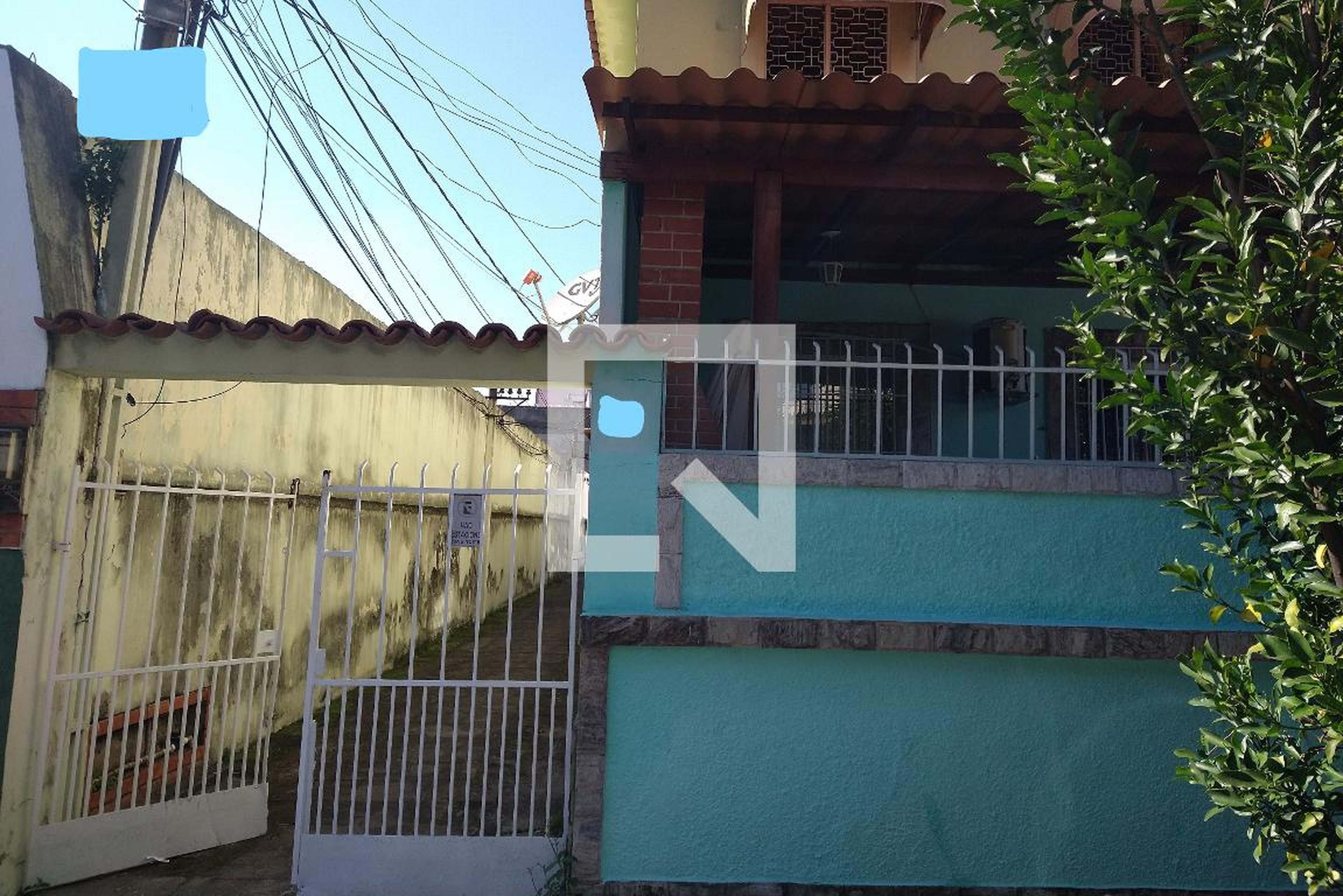 Fachada do Prédio Condomínio em Rua Jagoroaba, 81