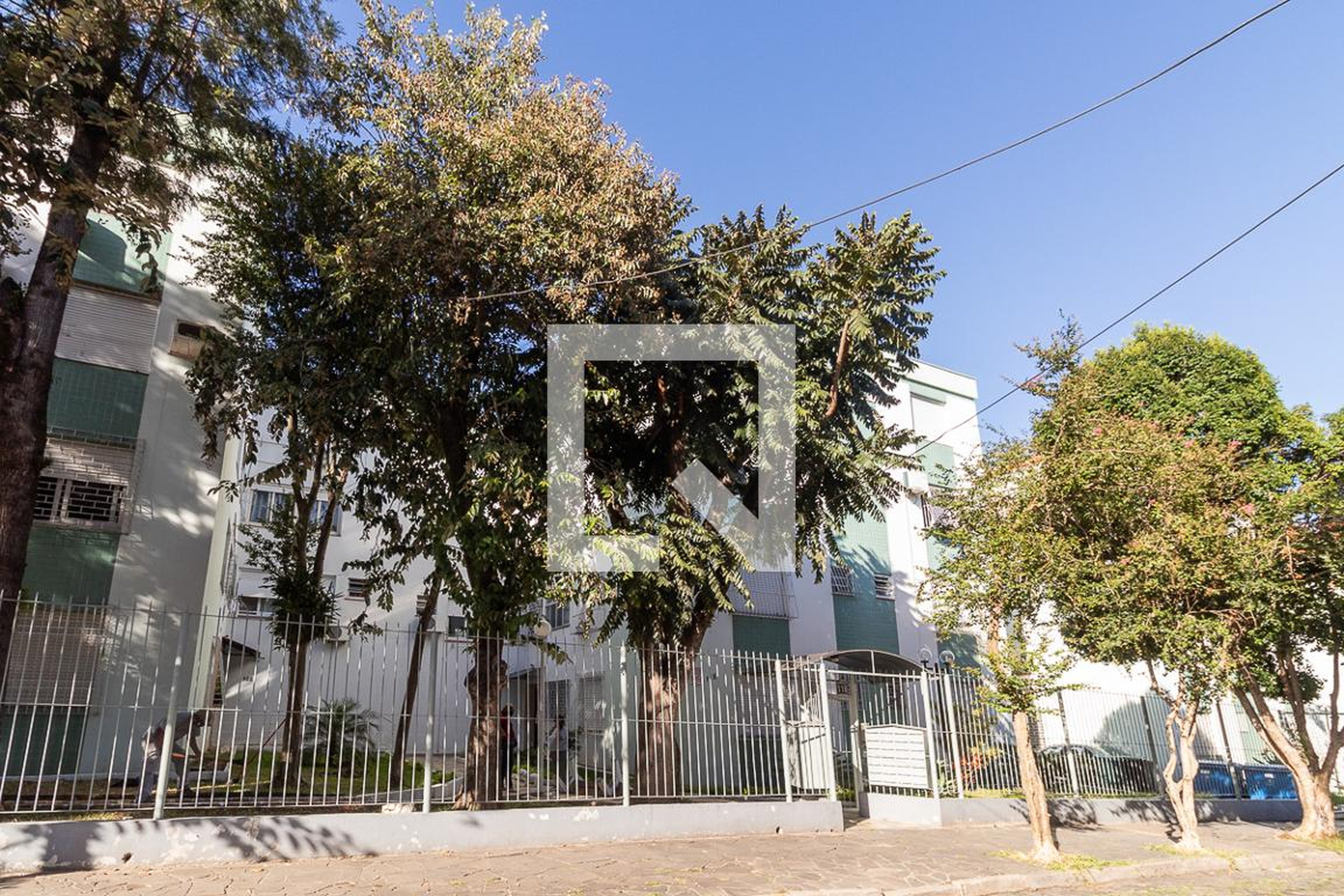 Fachada Condomínio em Rua Domingos Seguézio, 108