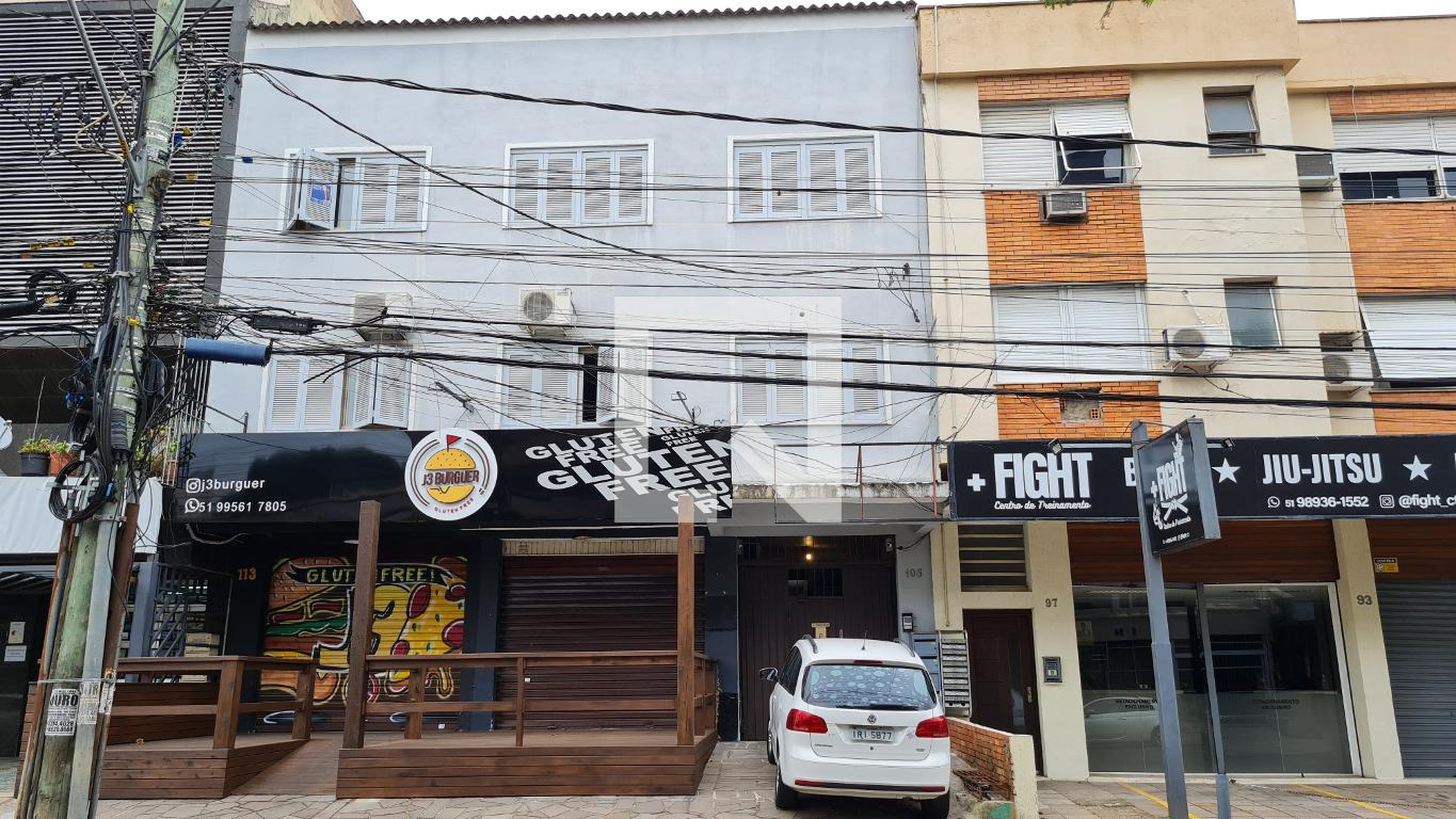 Fachada do Prédio Condomínio em Rua Itapeva, 105