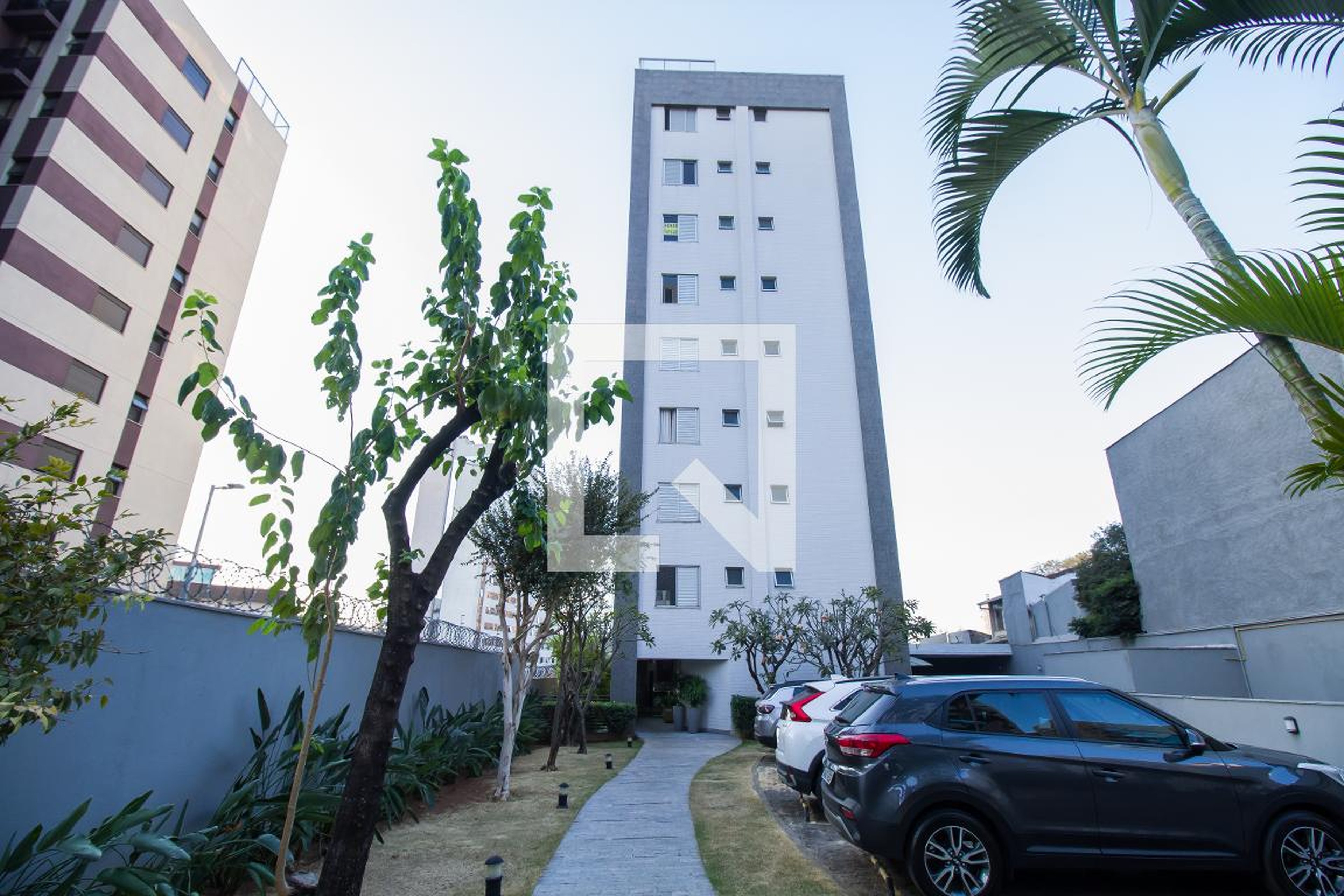 Fachada Condomínio em Rua Rafael Magalhães, 360