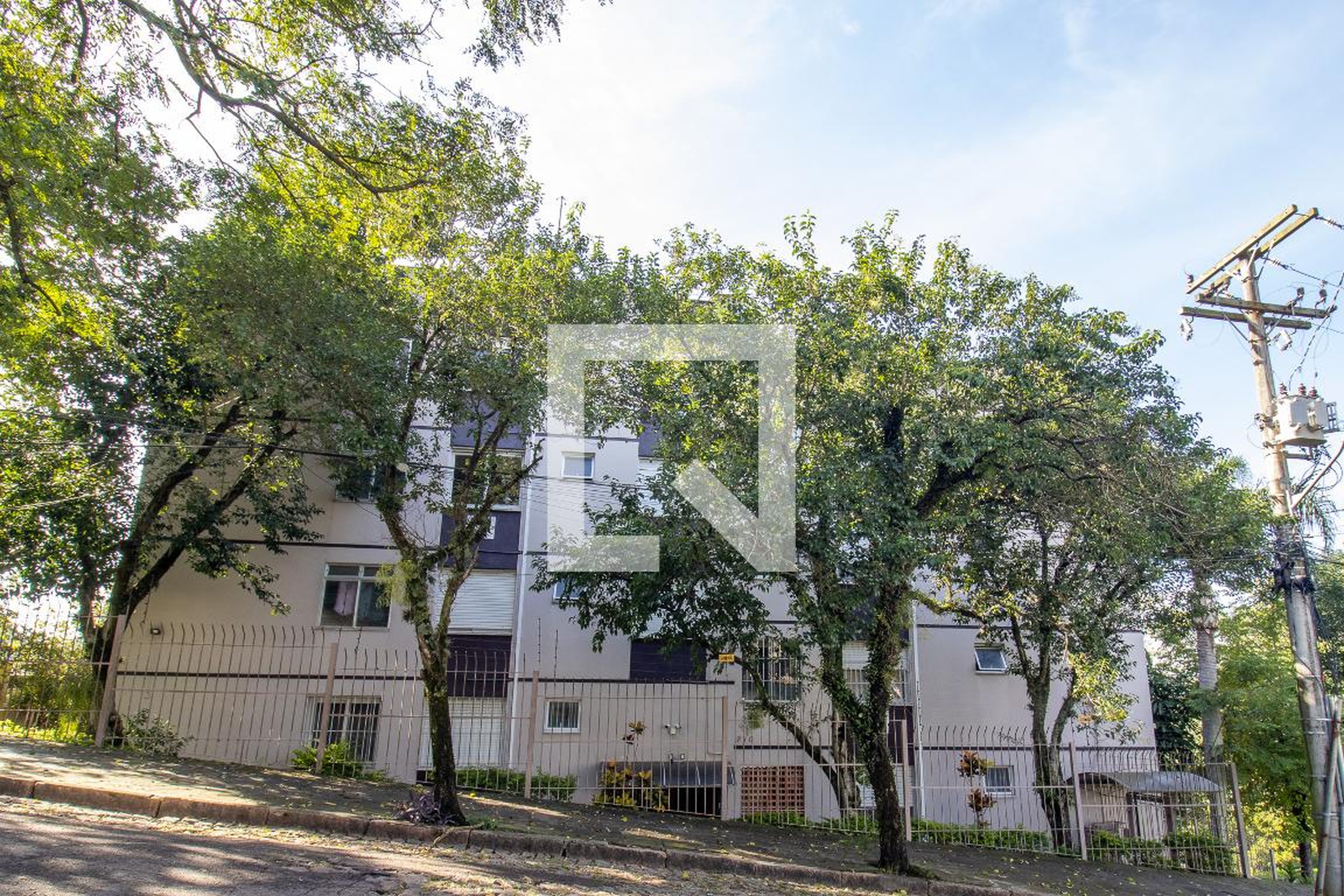 Fachada Condomínio Conjunto Residencial Jardim do Salso III