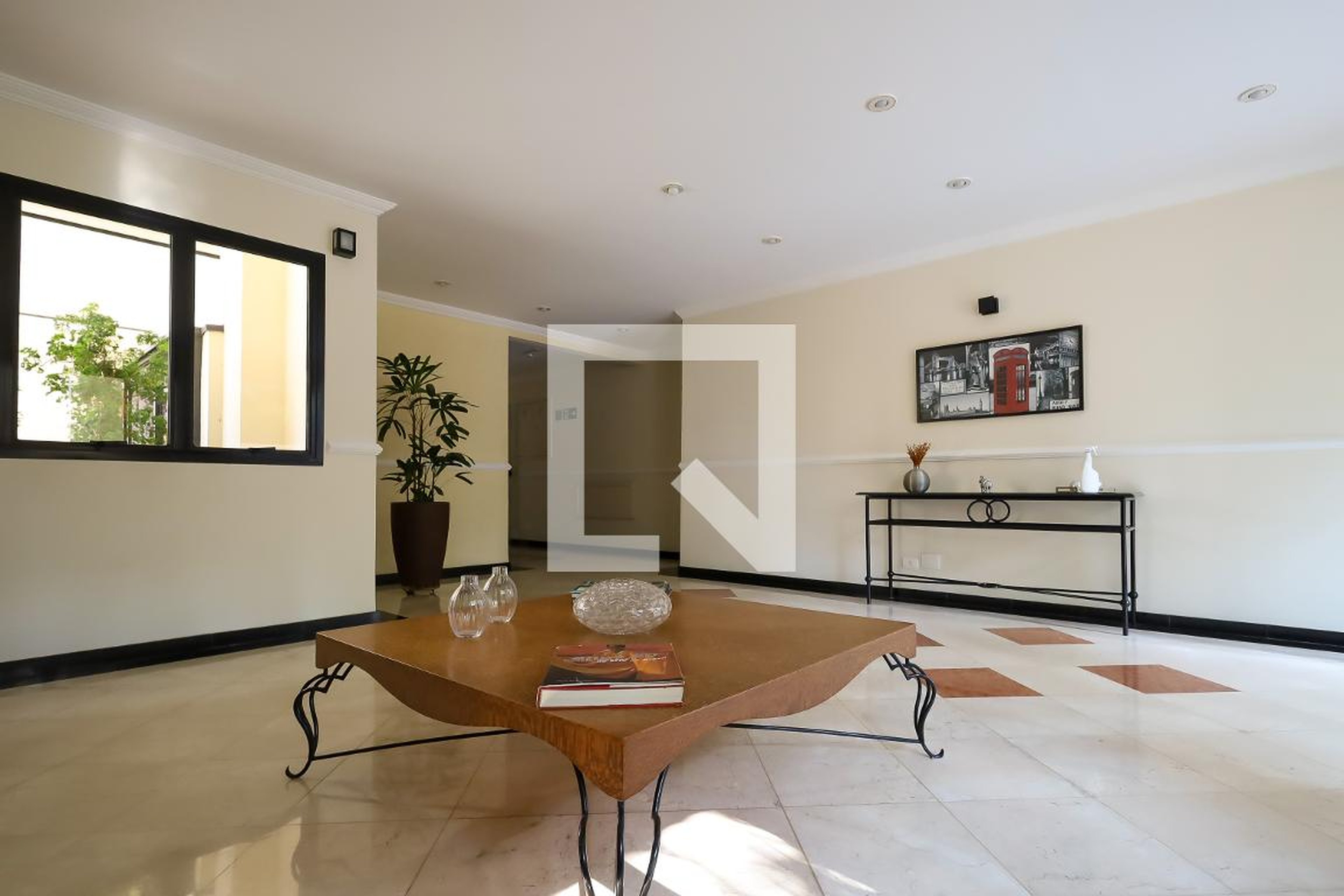 Hall social - The Sweet London