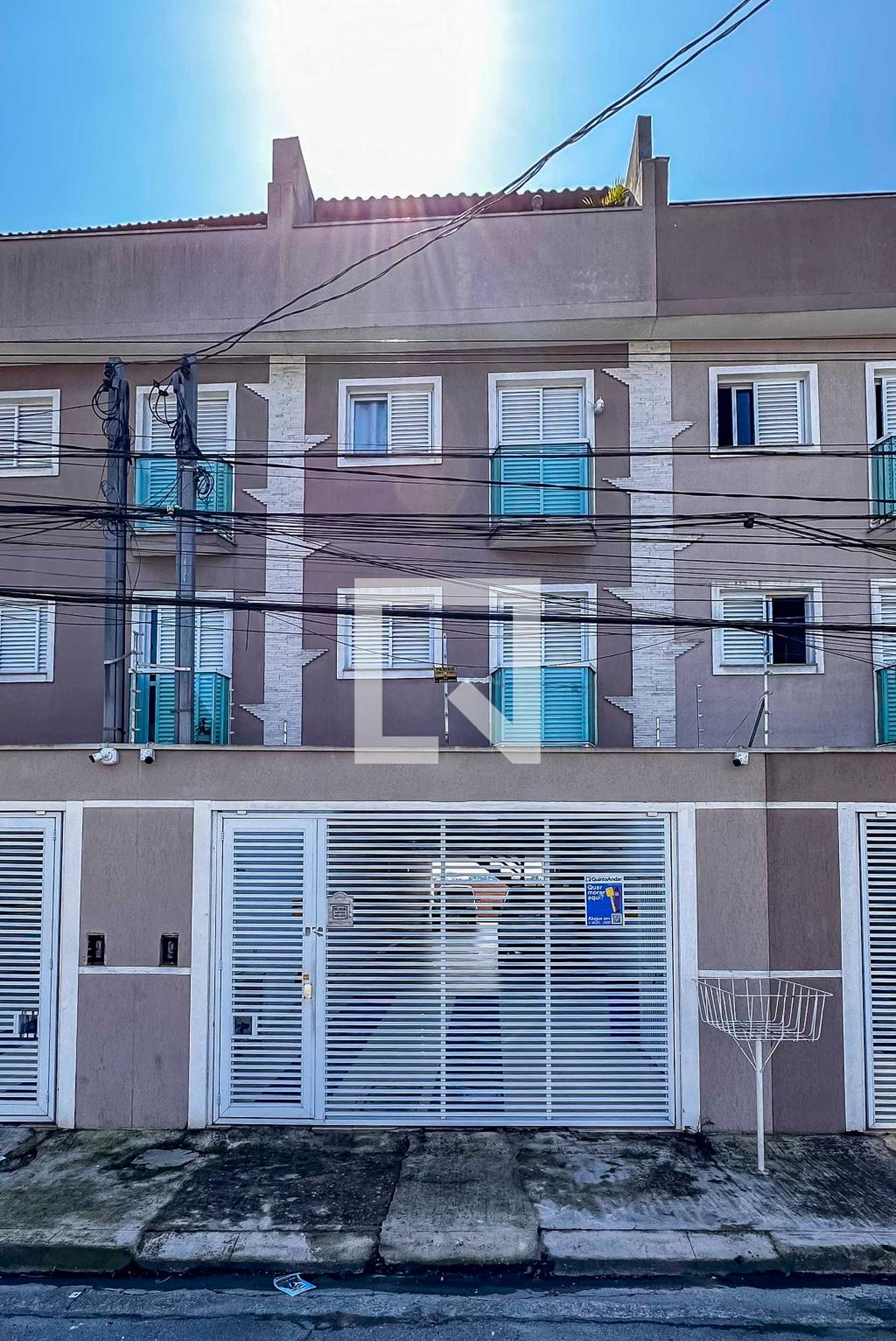 Fachada Condomínio em Rua Vítor Meireles, 87