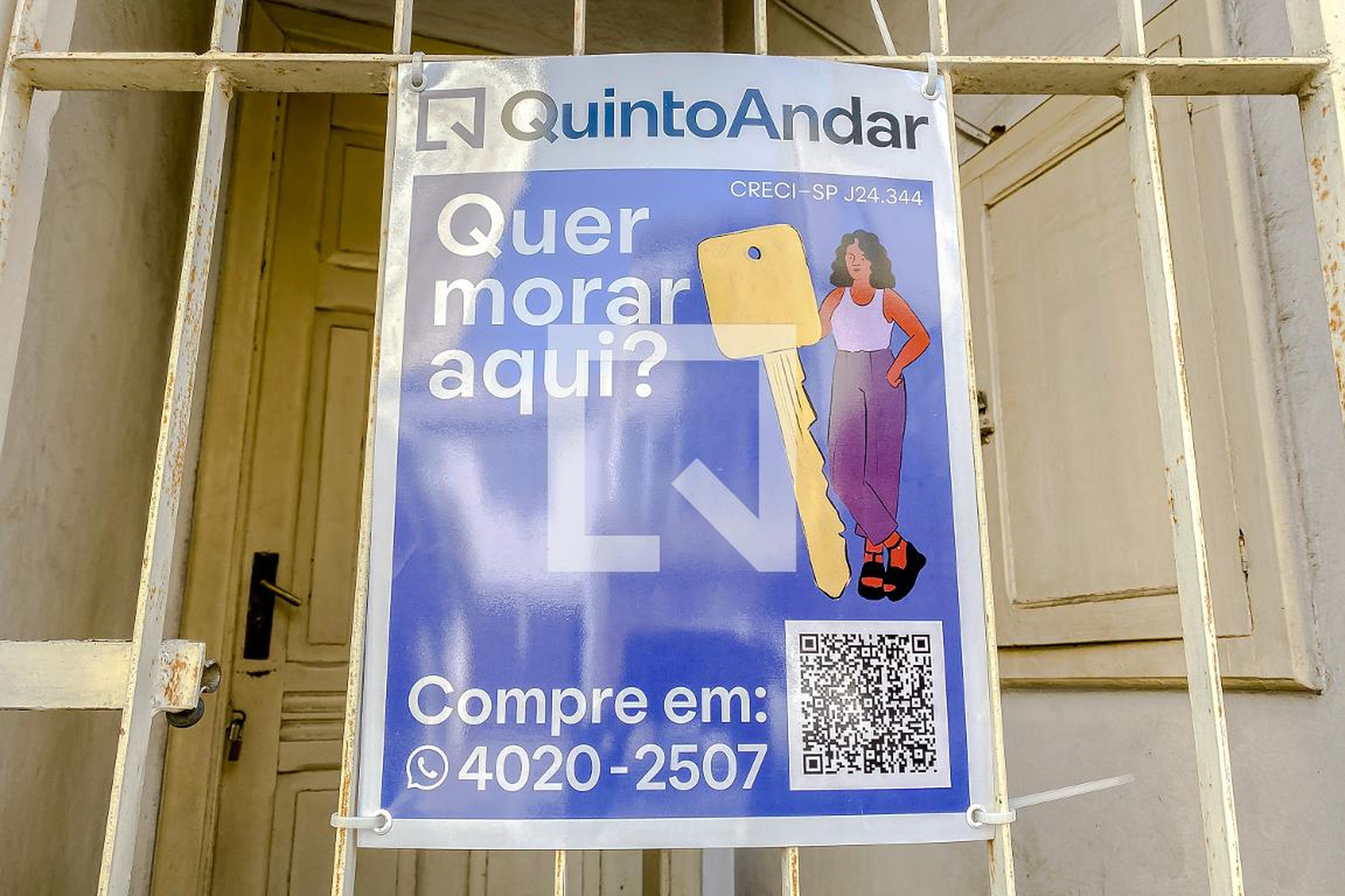 Fachada Condomínio em Rua Visconde de Inhomerim,mooca,são Paulo, 477