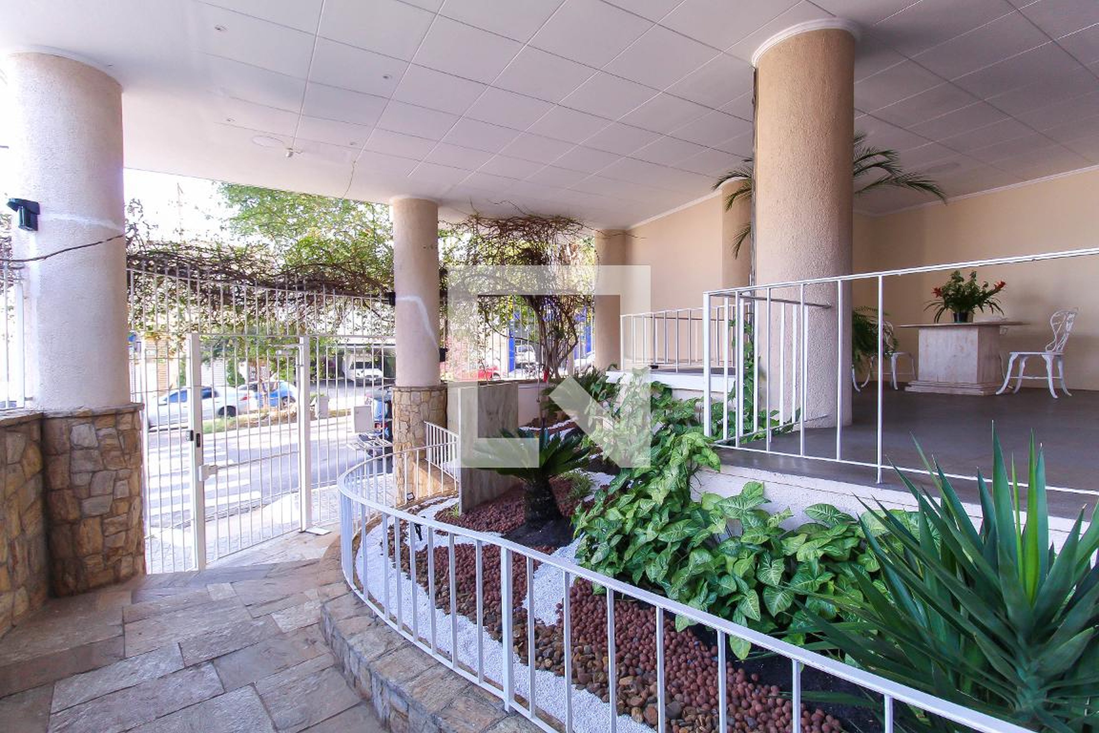 Entrada - Edifício Caiçara