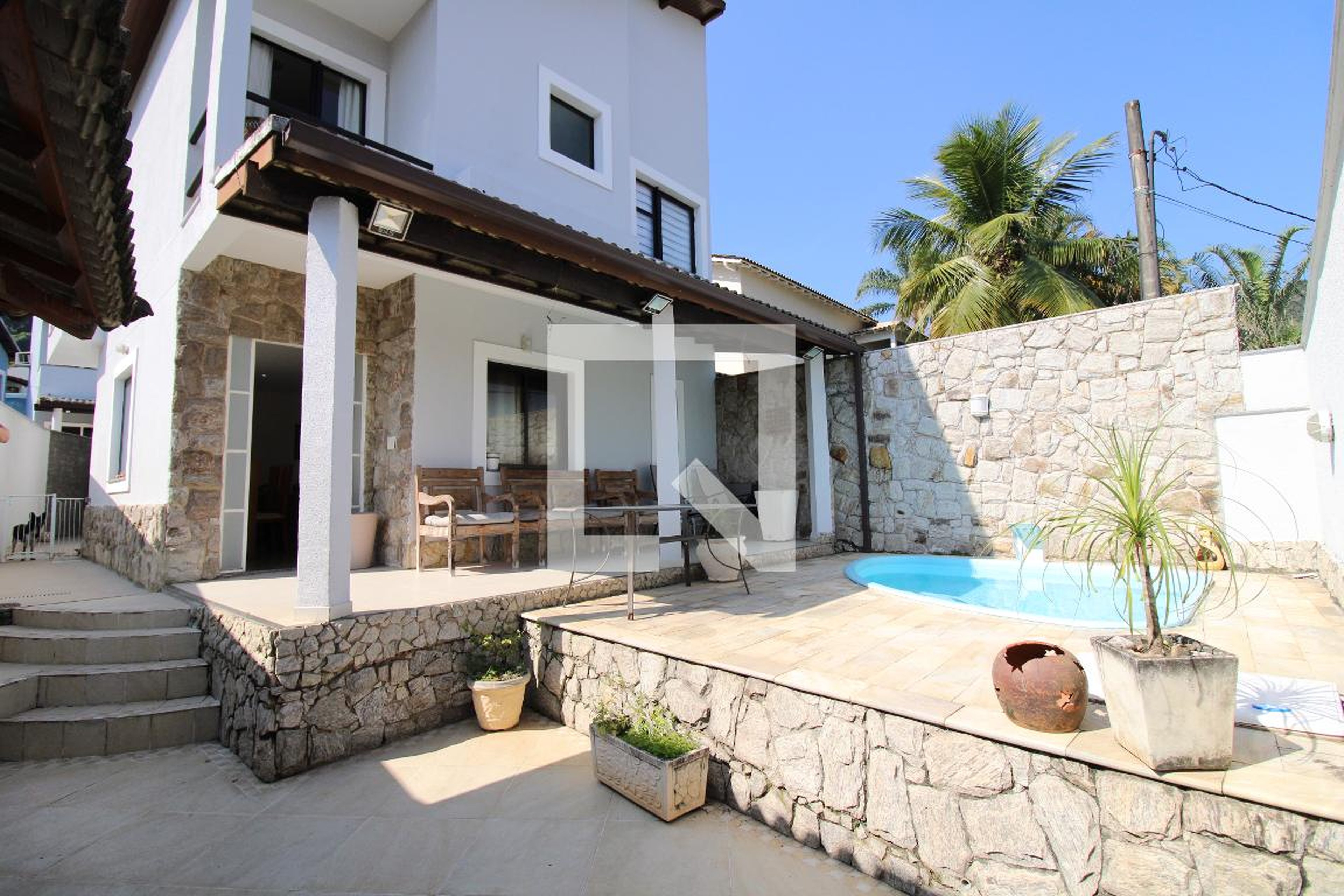 Fachada Condomínio Bosque dos Esquilos