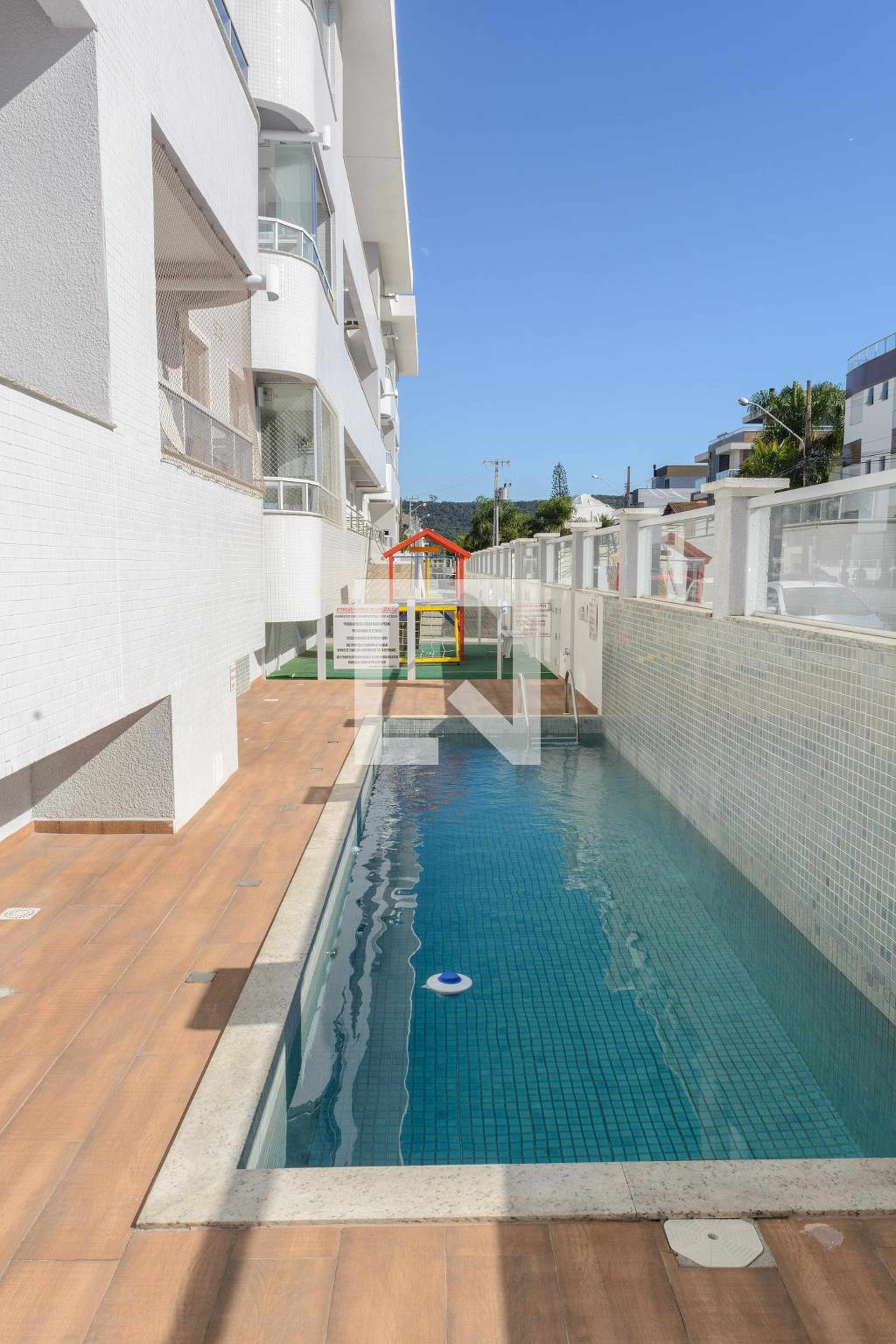 Piscina - Residencial Della Giustina II