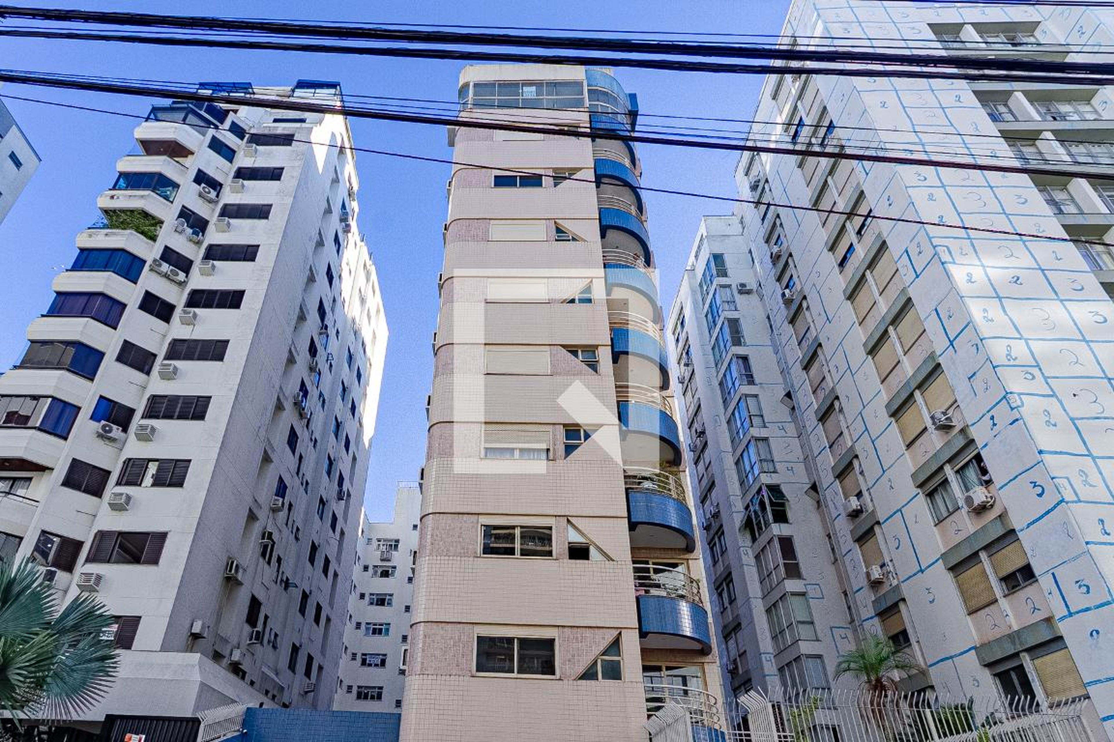 Fachada Residencial Carmen Vilela