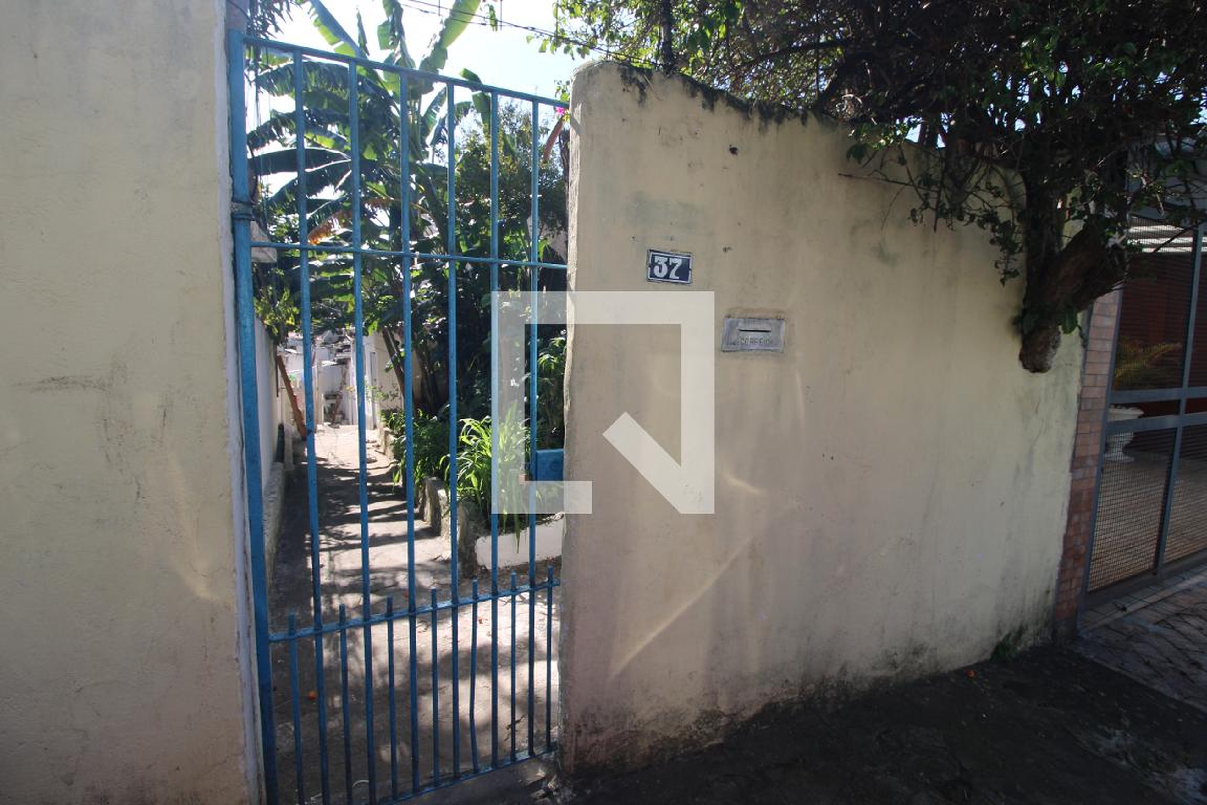 Fachada Condomínio em Rua Marina Saddi Haidar, 37