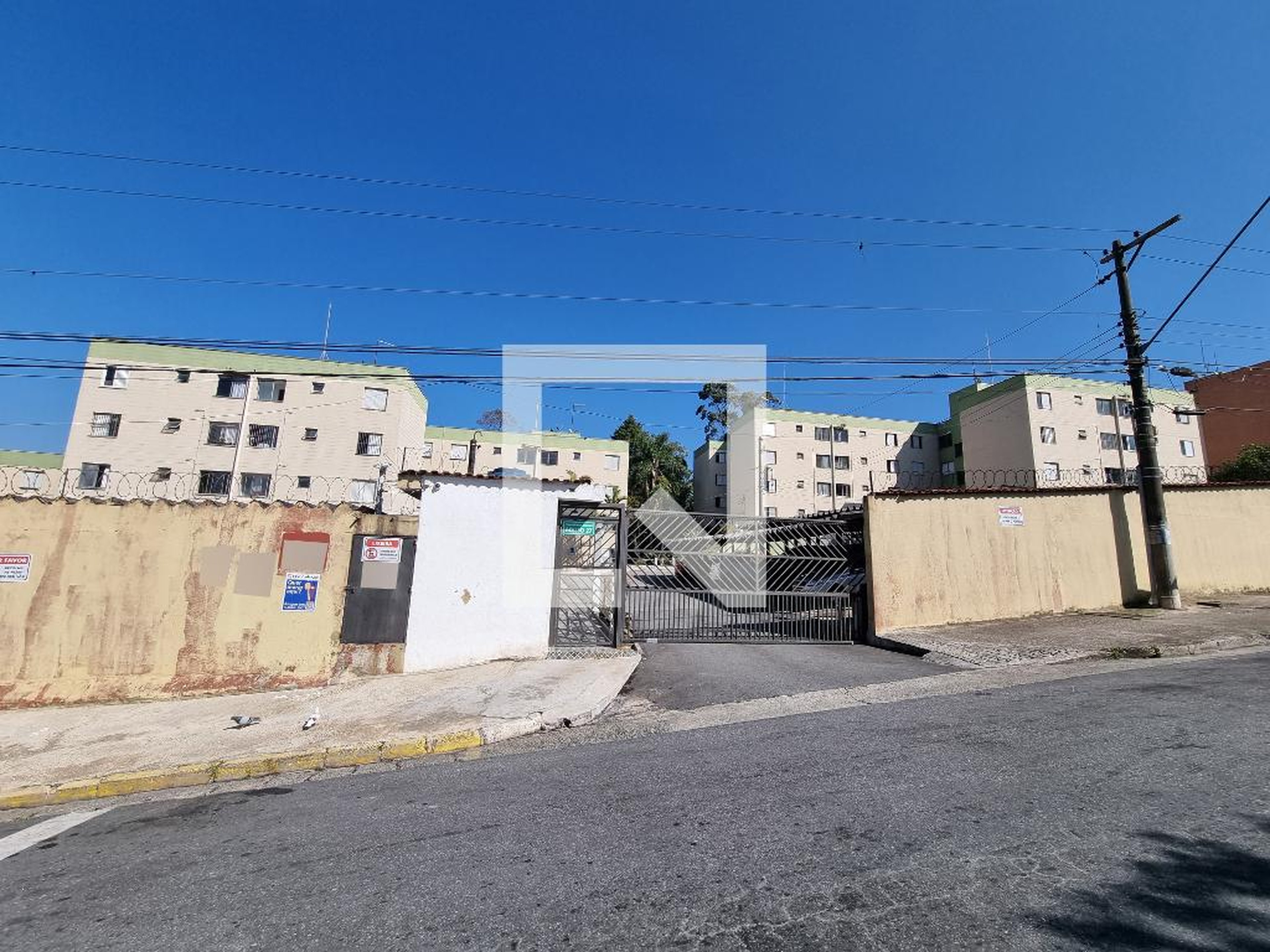 Fachada Condomínio em R. Prof. Antônio Seixas Leite Ribeiro,  - Jardim Alvorada, Santo André - Sp, 09180-110, Brasil, SA