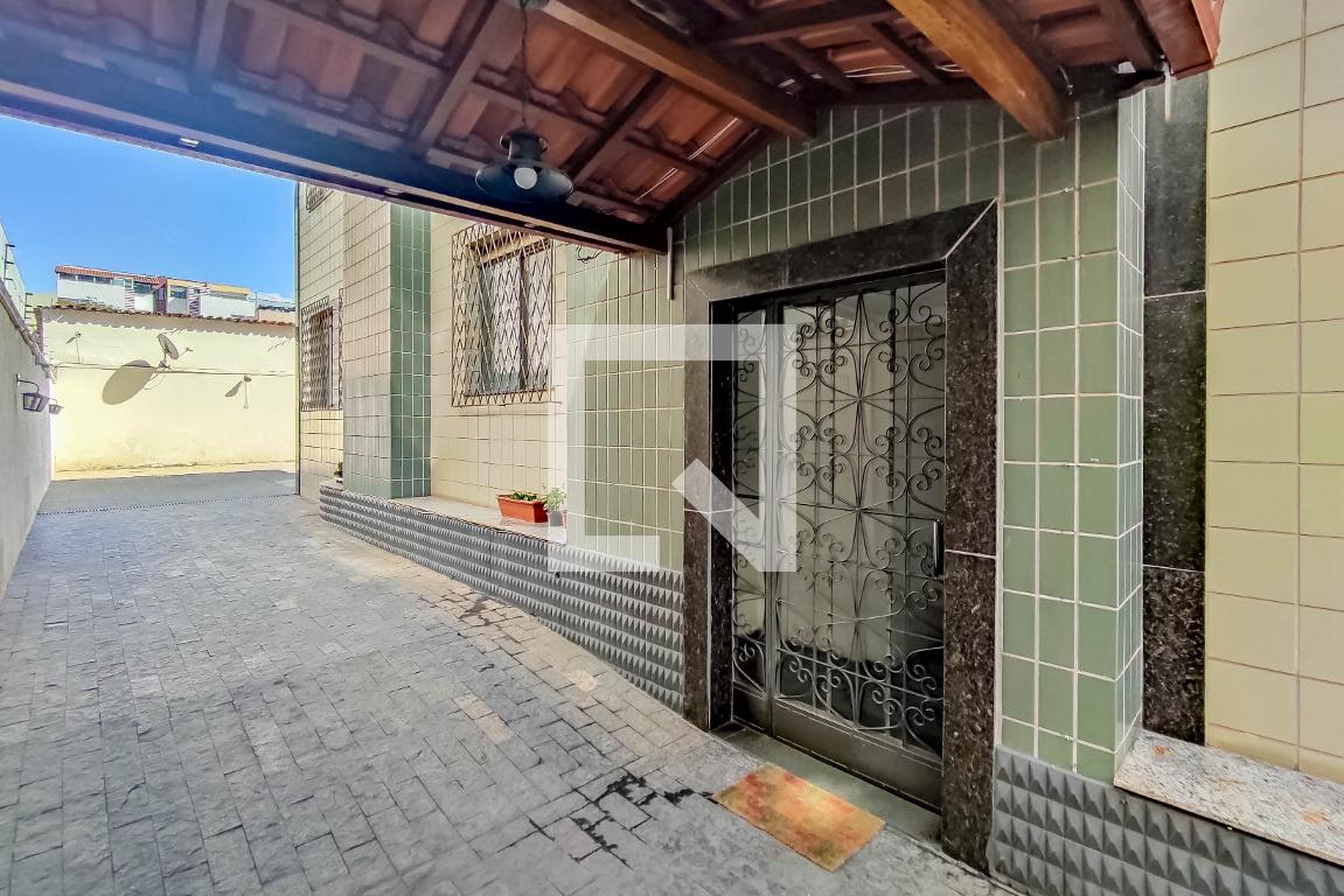 Entrada - Edifício Alfa