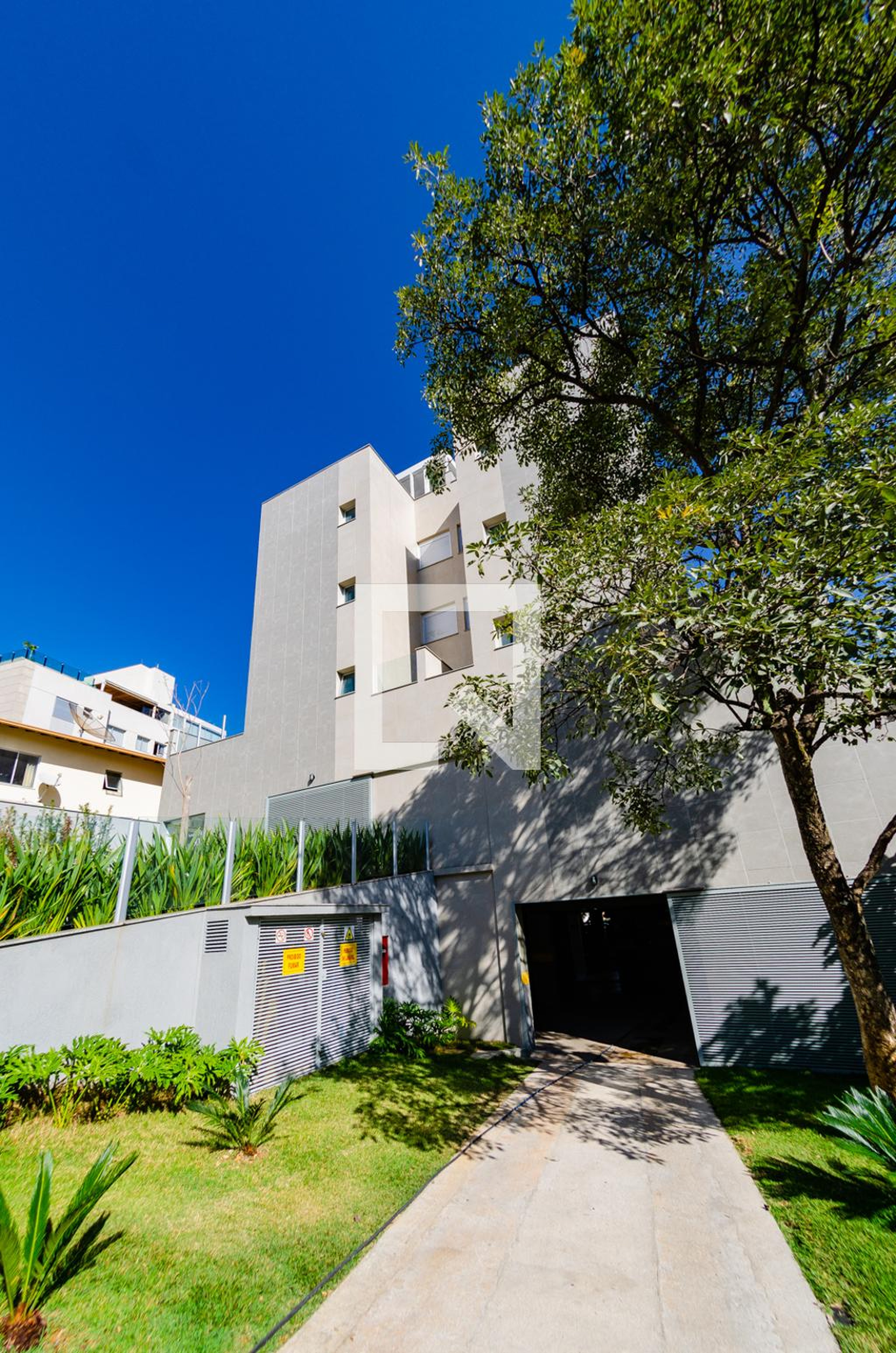 Fachada Condomínio em Rua Moacyr José Bernardes, 50