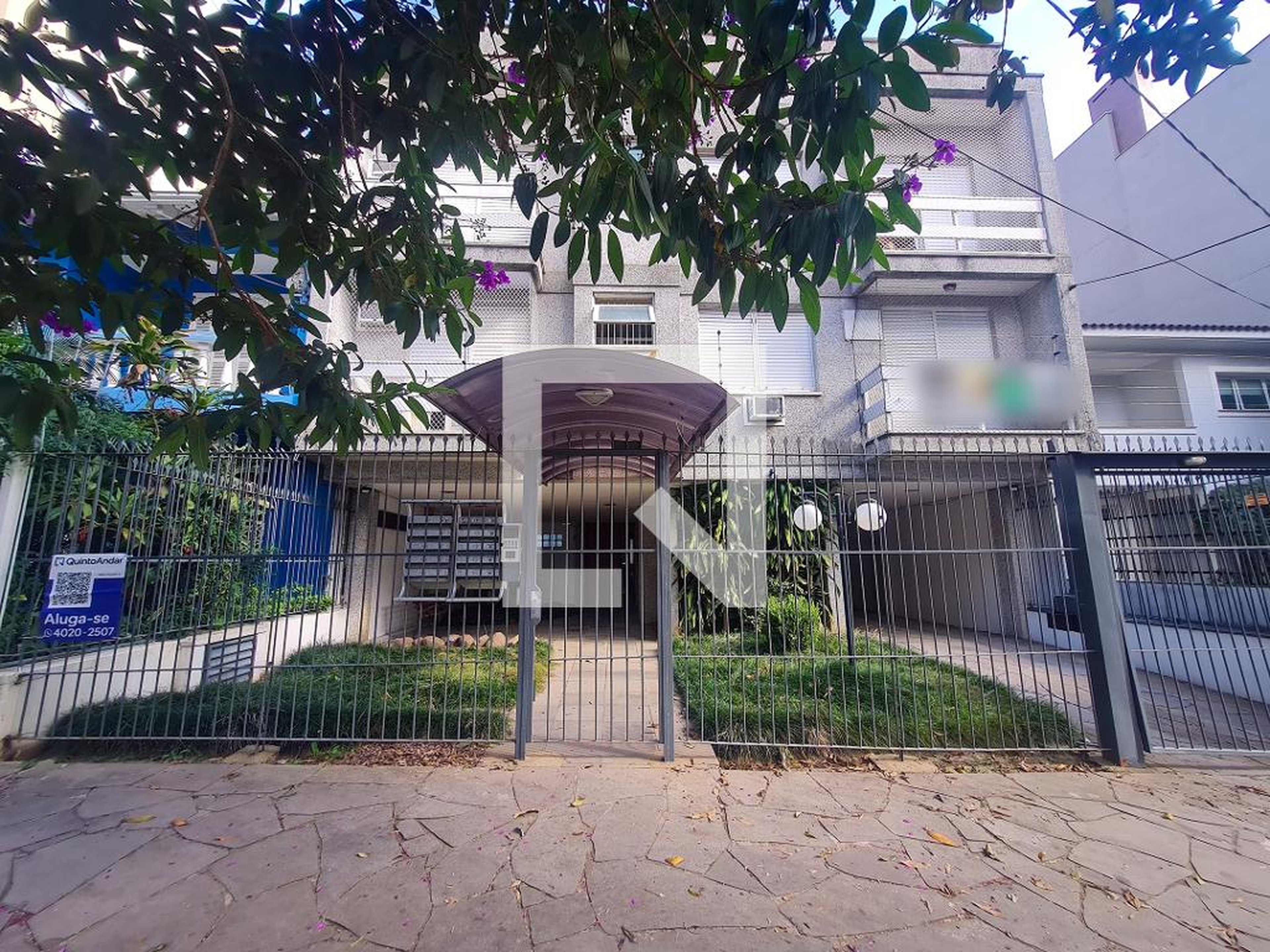 Fachada do Condomínio Condomínio Solar Higienópolis