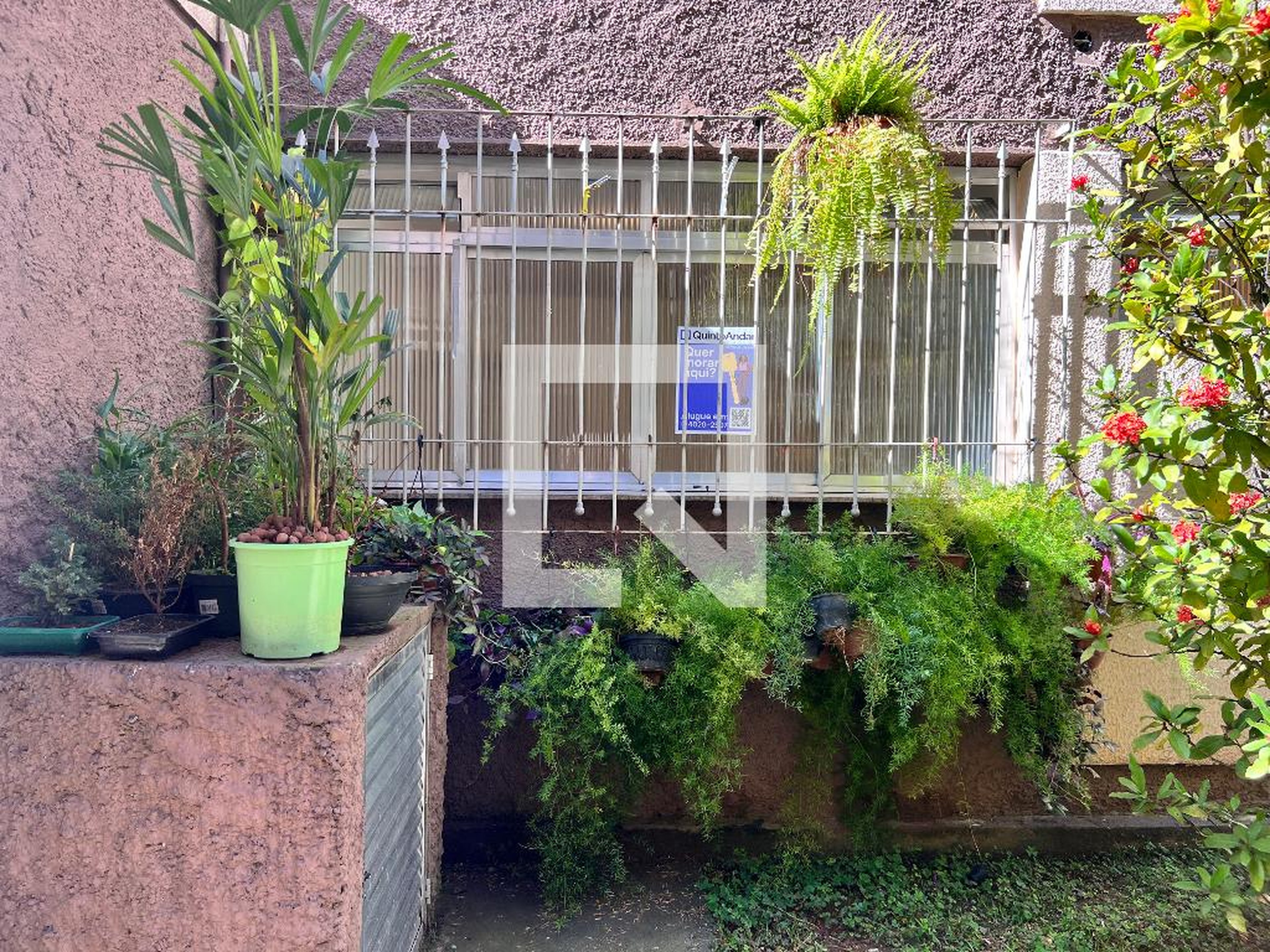 Fachada Condomínio em Rua Corcovado, 100