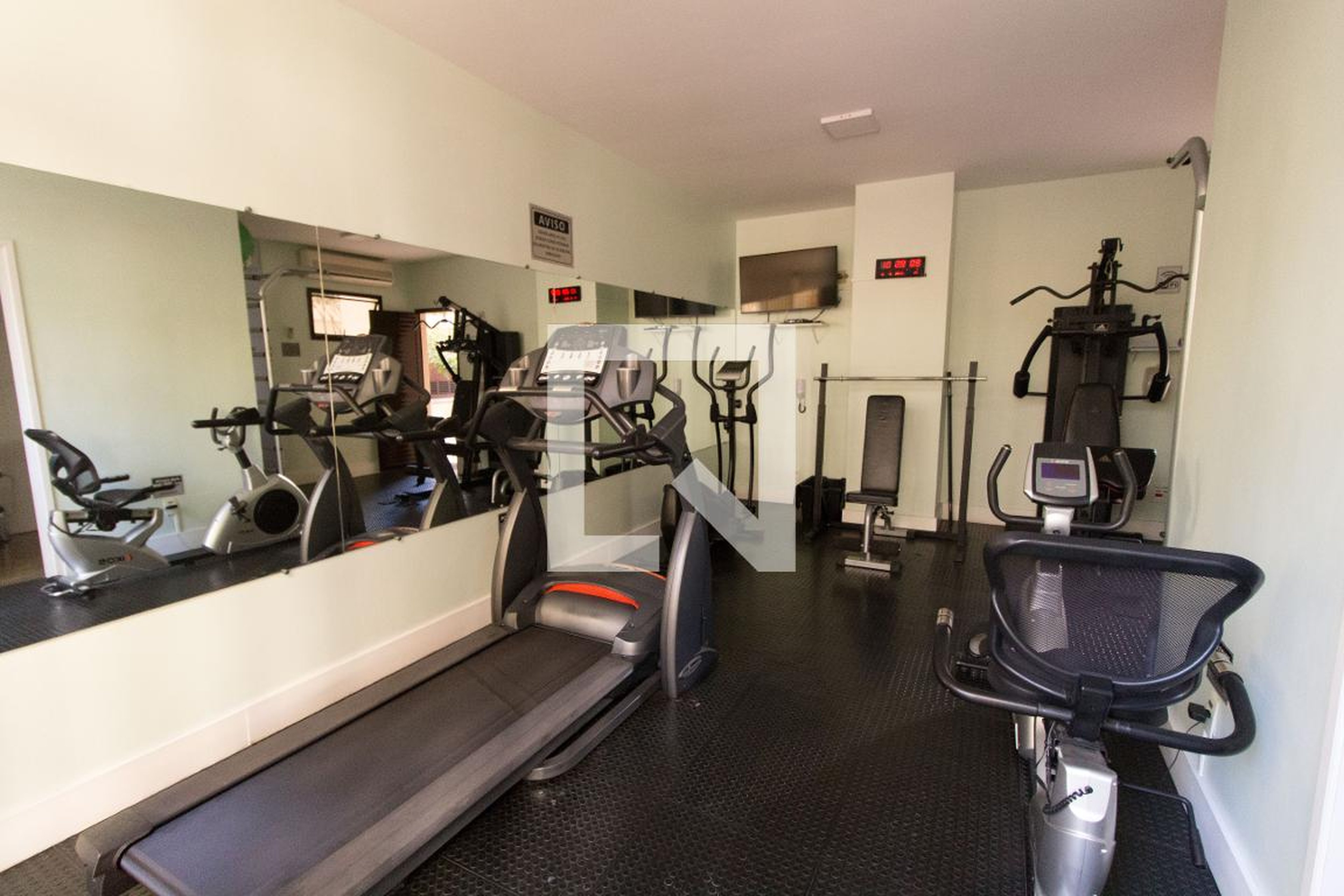 Academia - Manoel Penna