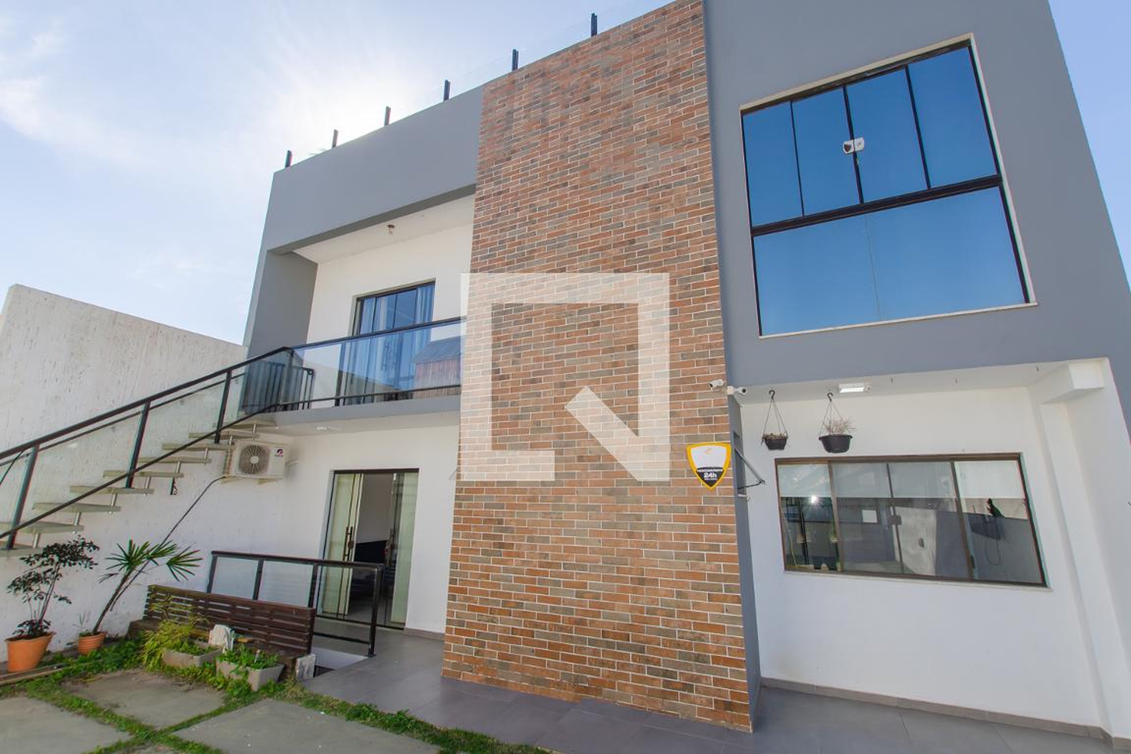 Fachada Condomínio em Travessa Jataíba, 33