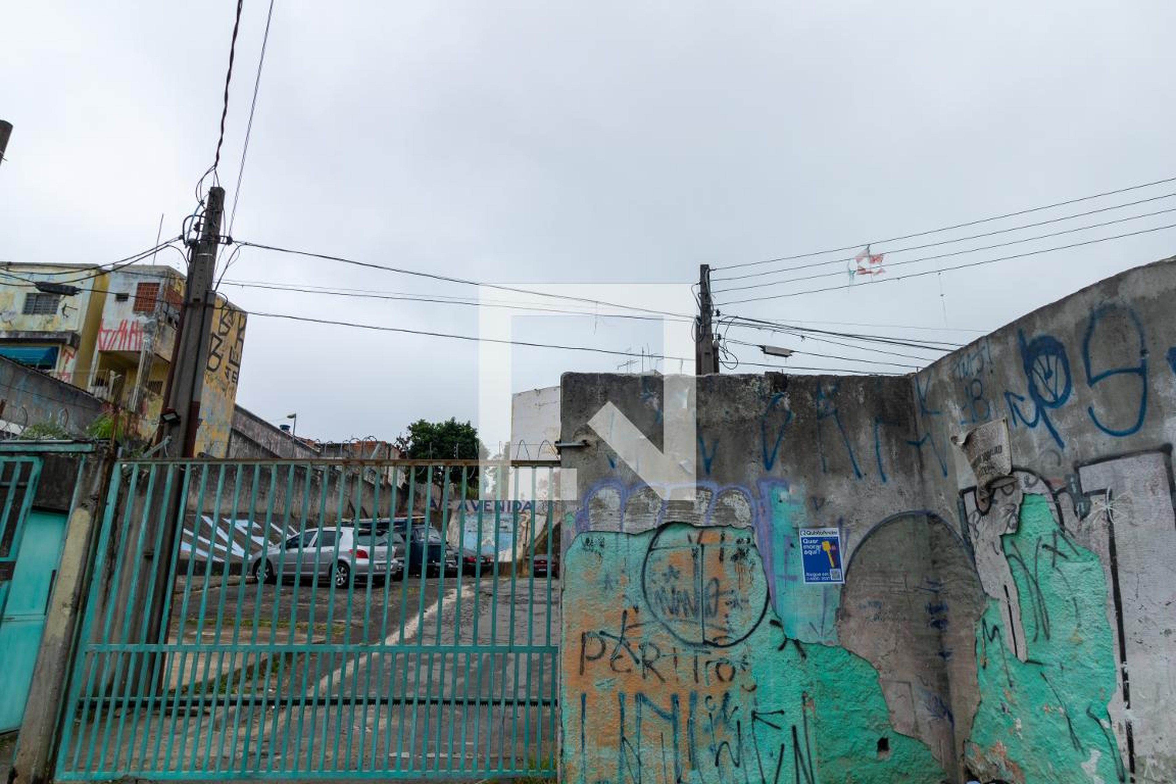 Fachada Condomínio em Avenida Governador Jânio Quadros, 701