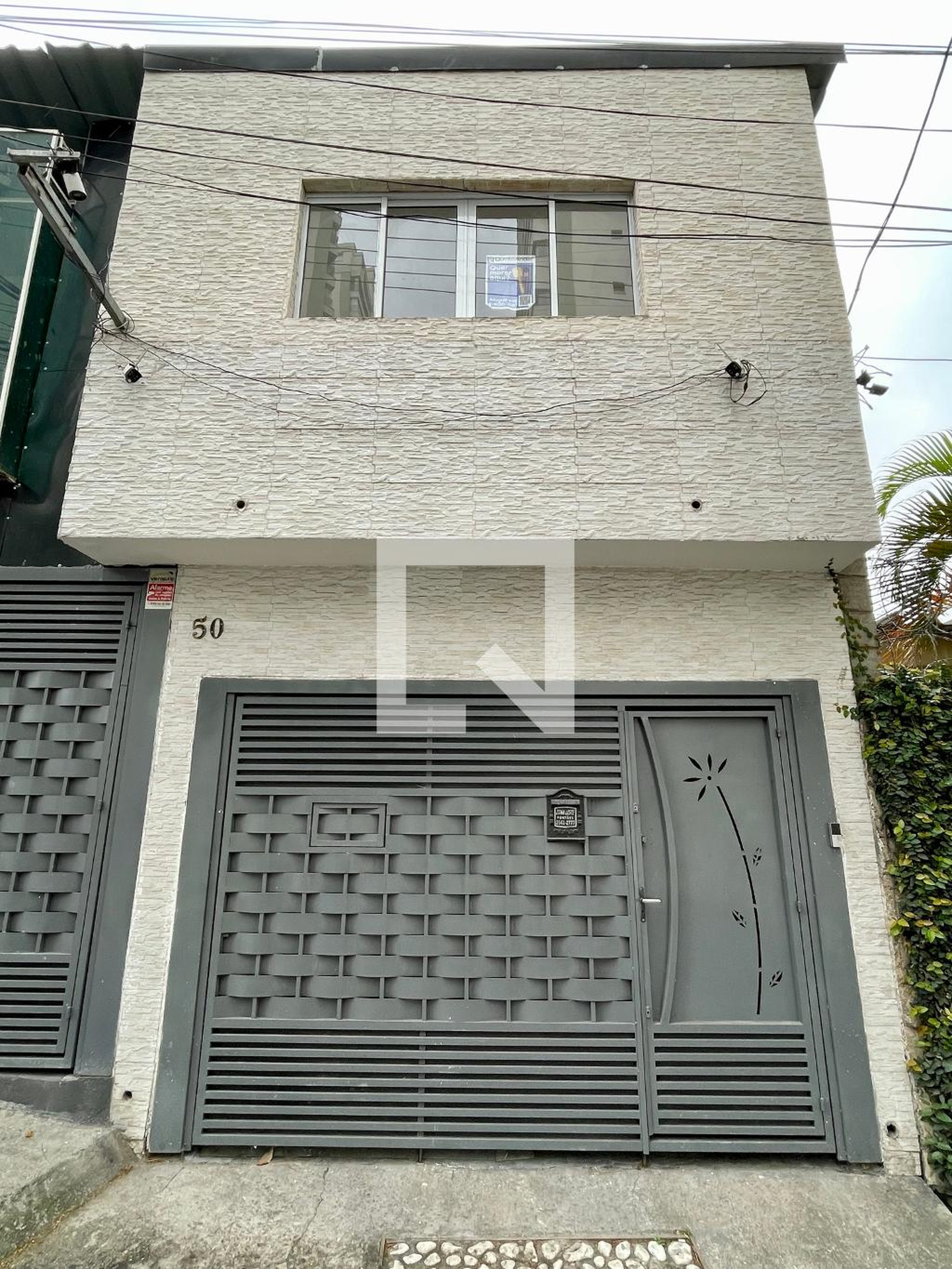 Fachada Condomínio em Rua Nossa Senhora Mãe dos Homens, 50