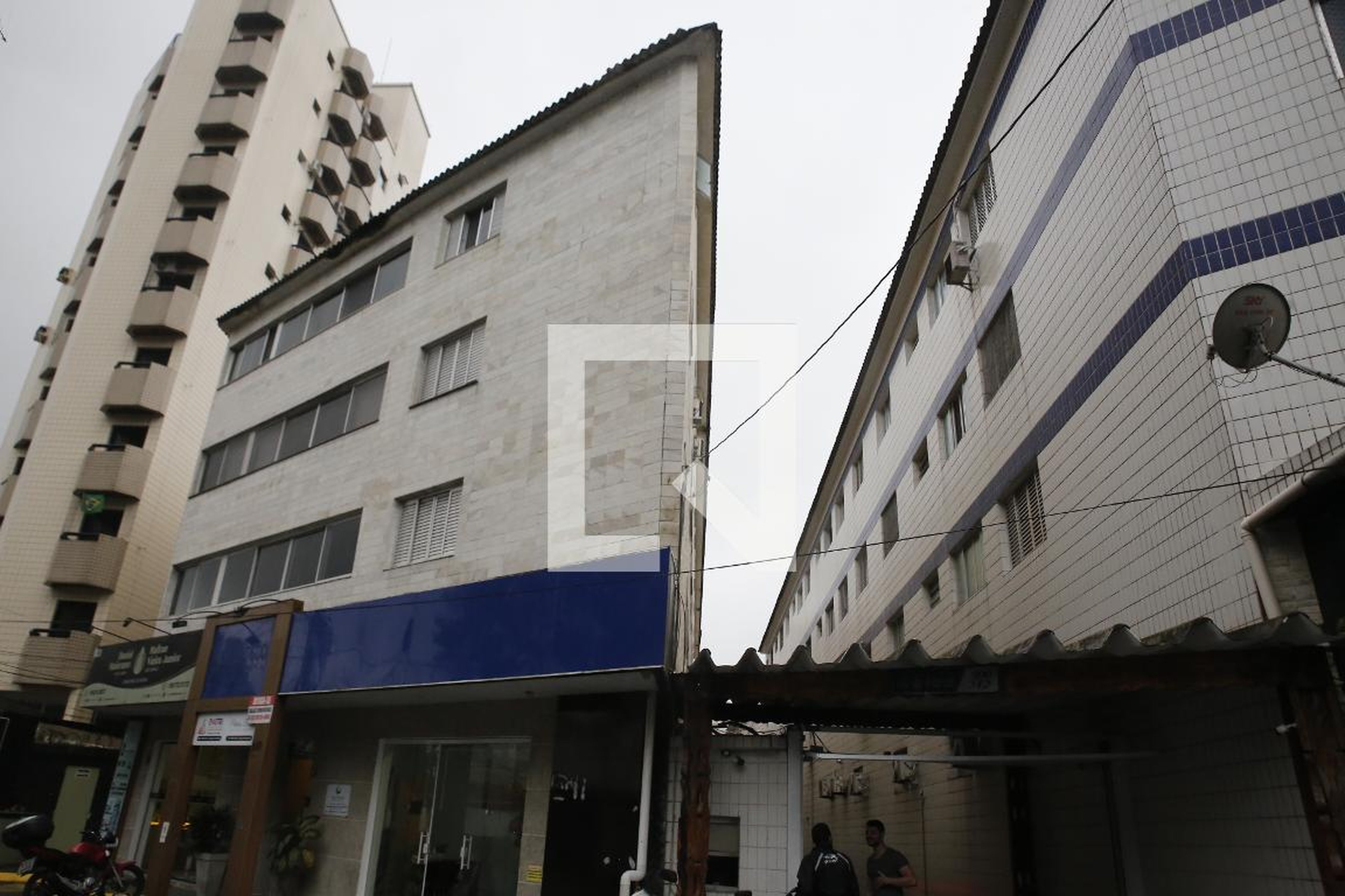 Fachada Condomínio Conjunto Ille de France