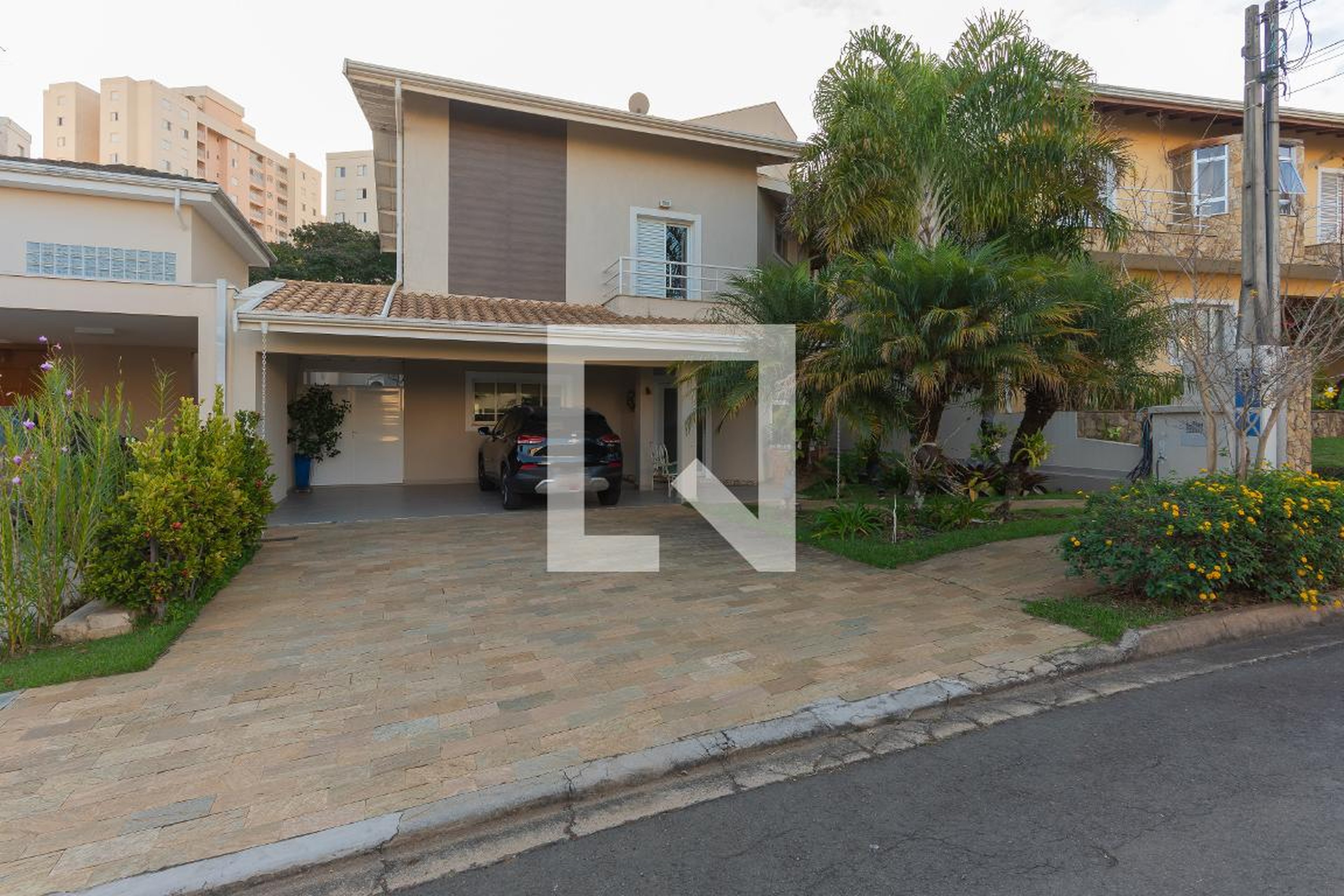 Fachada Condomínio em Alameda das Tangerinas, 32