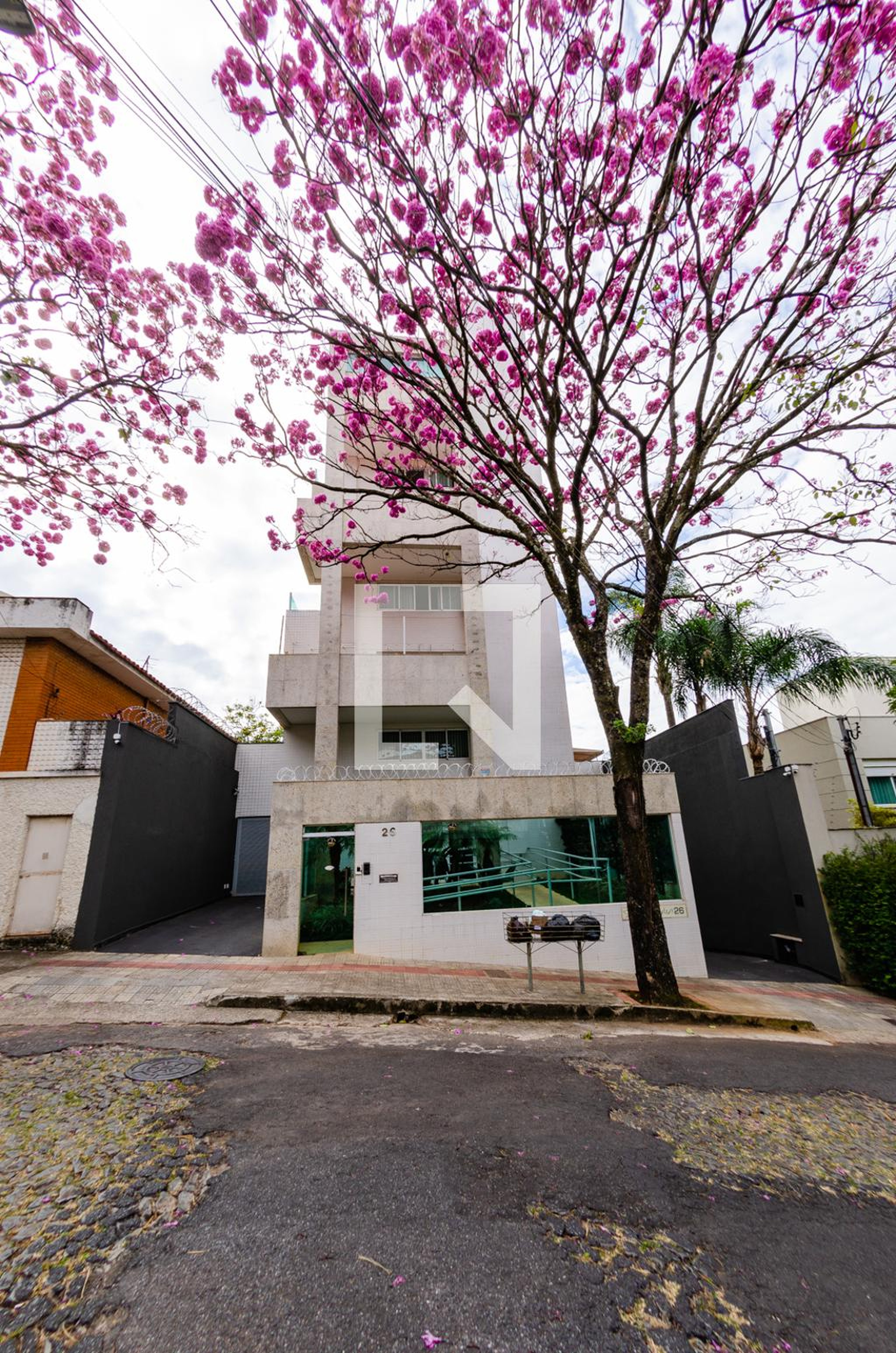 Fachada Edifício Silvinha Guedes