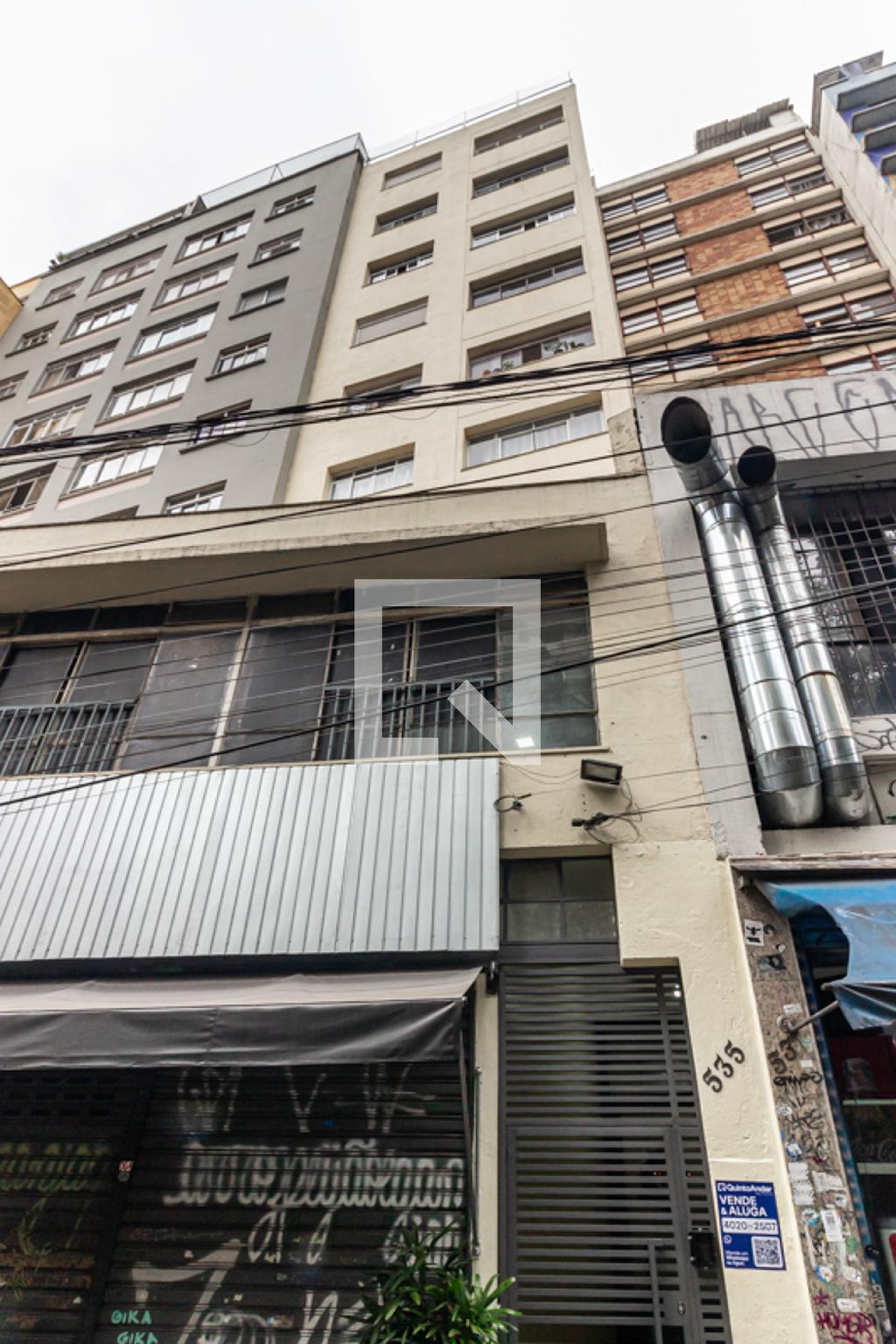 Fachada Condomínio em Rua Doutor Teodoro Baima, 535