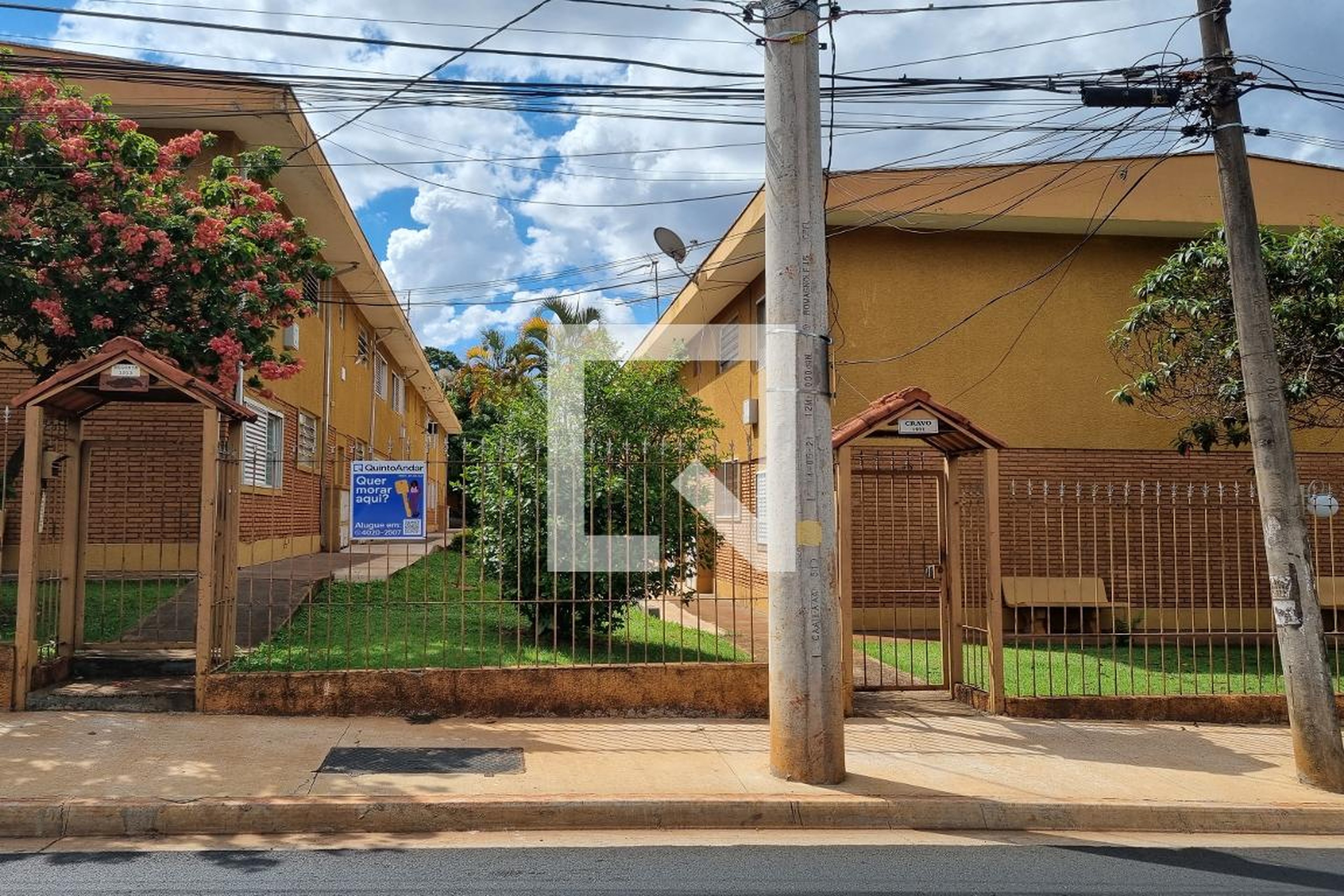 Fachada Condomínio em Avenida Meira Júnior, 1710