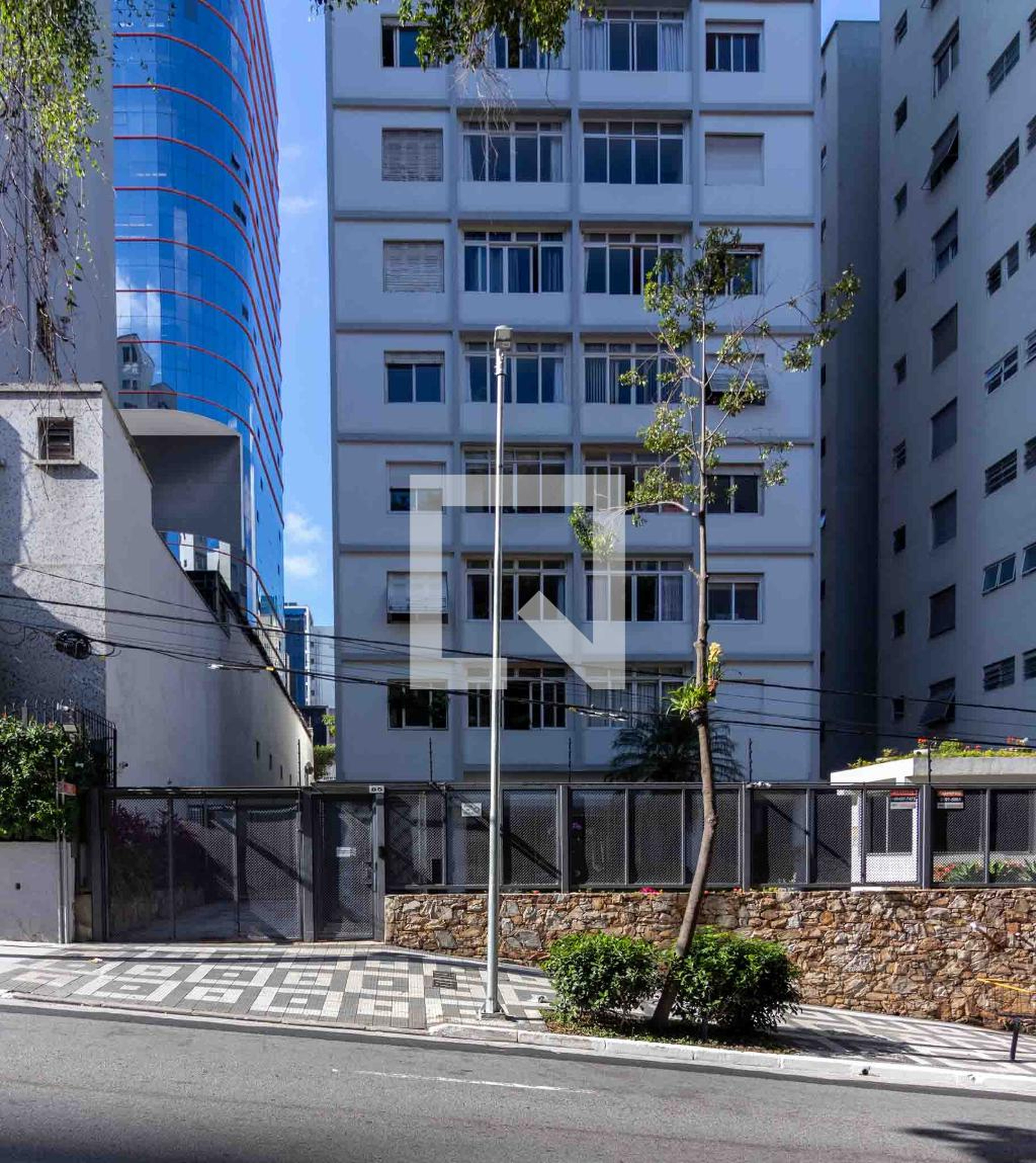 Fachada do Prédio Condomínio Saint Cyr