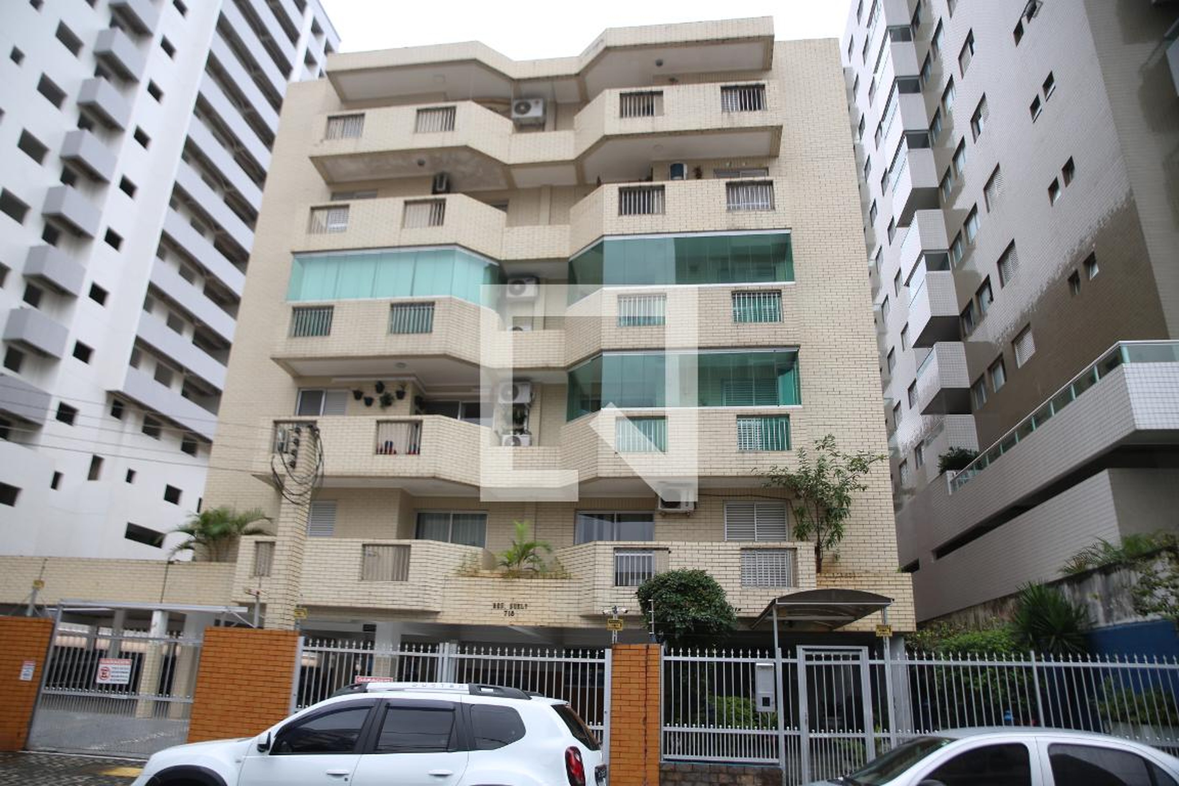 Fachada Condomínio Sueli