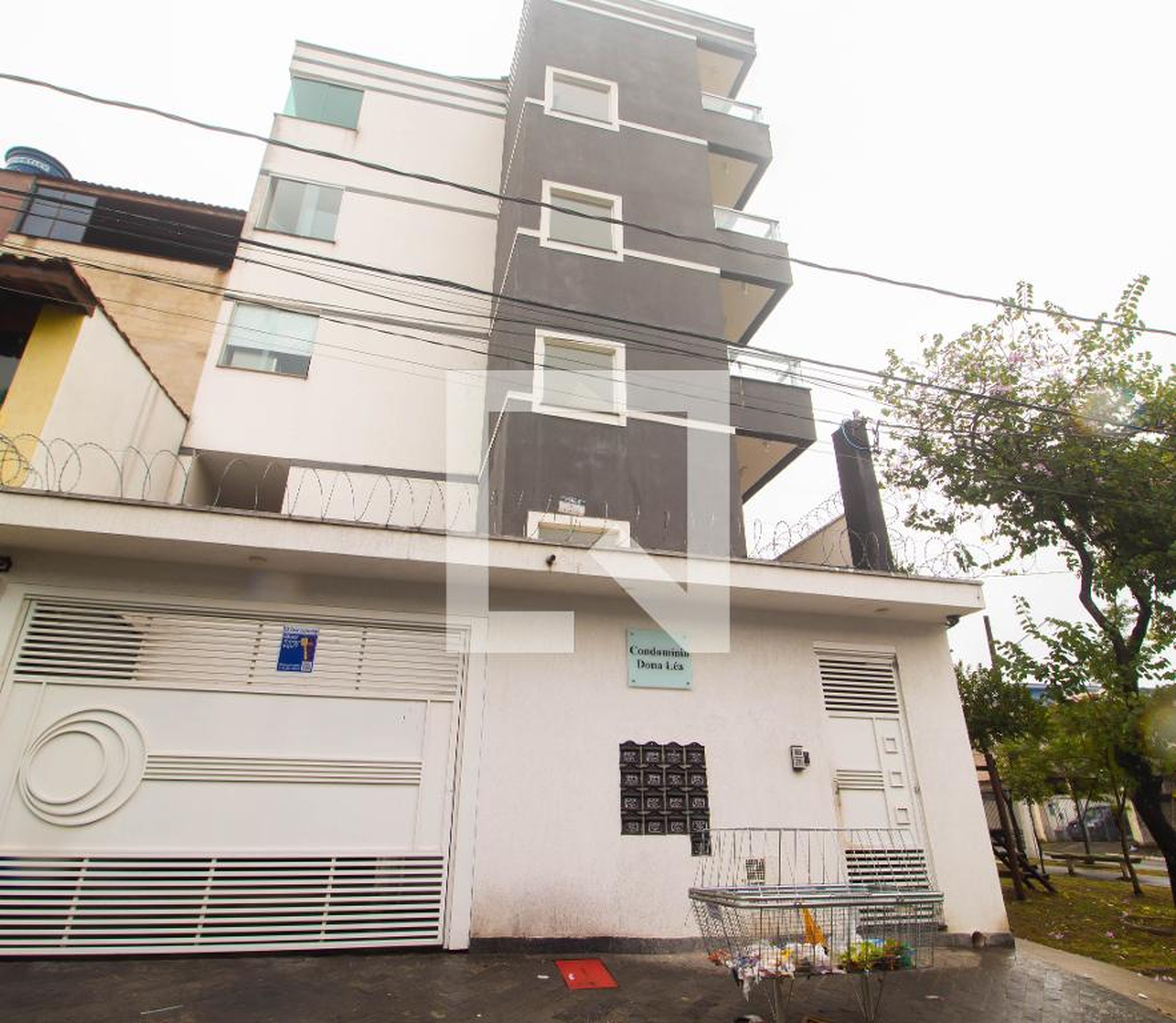 Fachada Condomínio Dona Léa