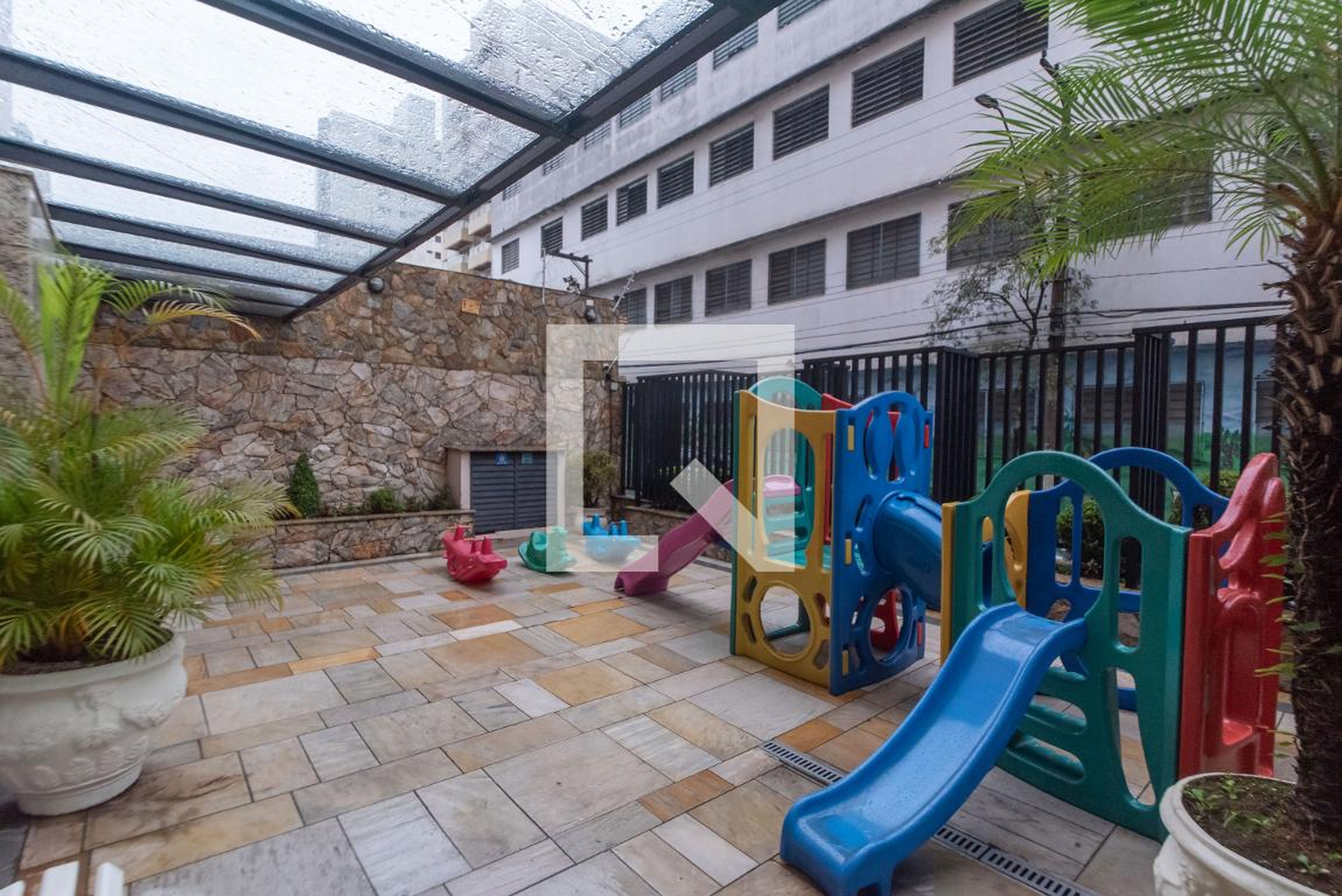 Playground - Paula Cristina