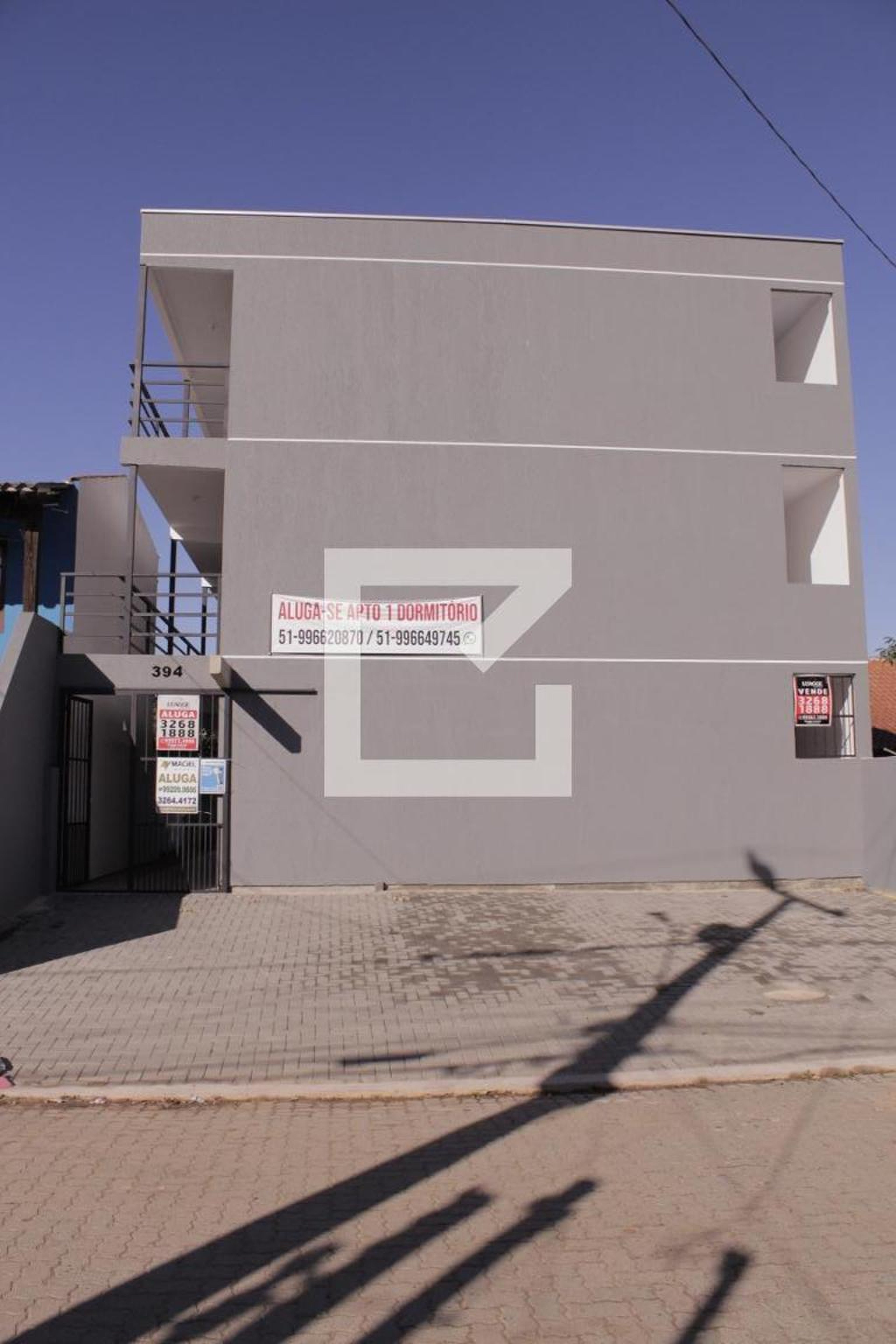 Fachada do Prédio Condomínio em Rua do Stringuini, 394