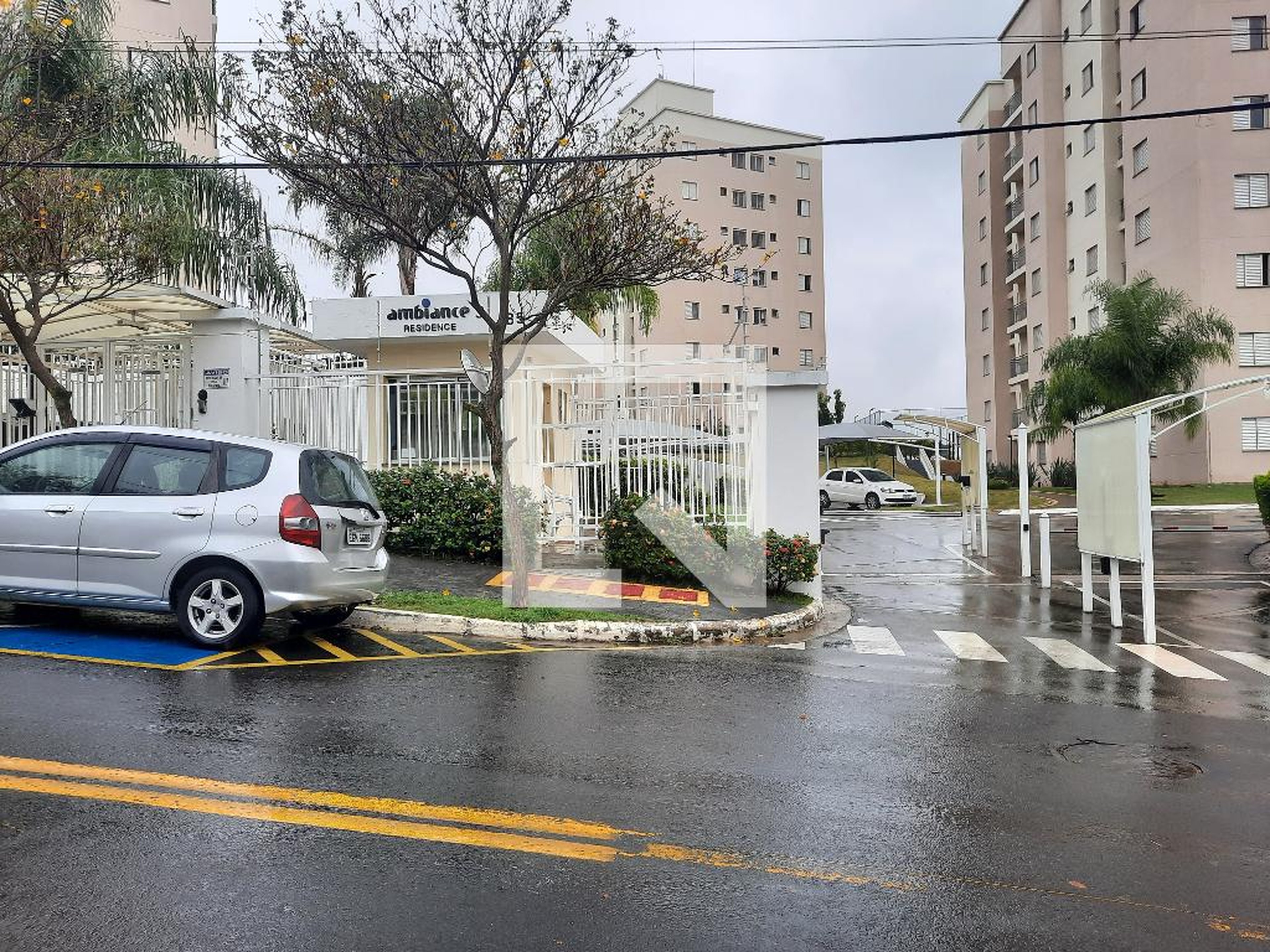 Fachada do Condomínio Condomínio Ambiance III