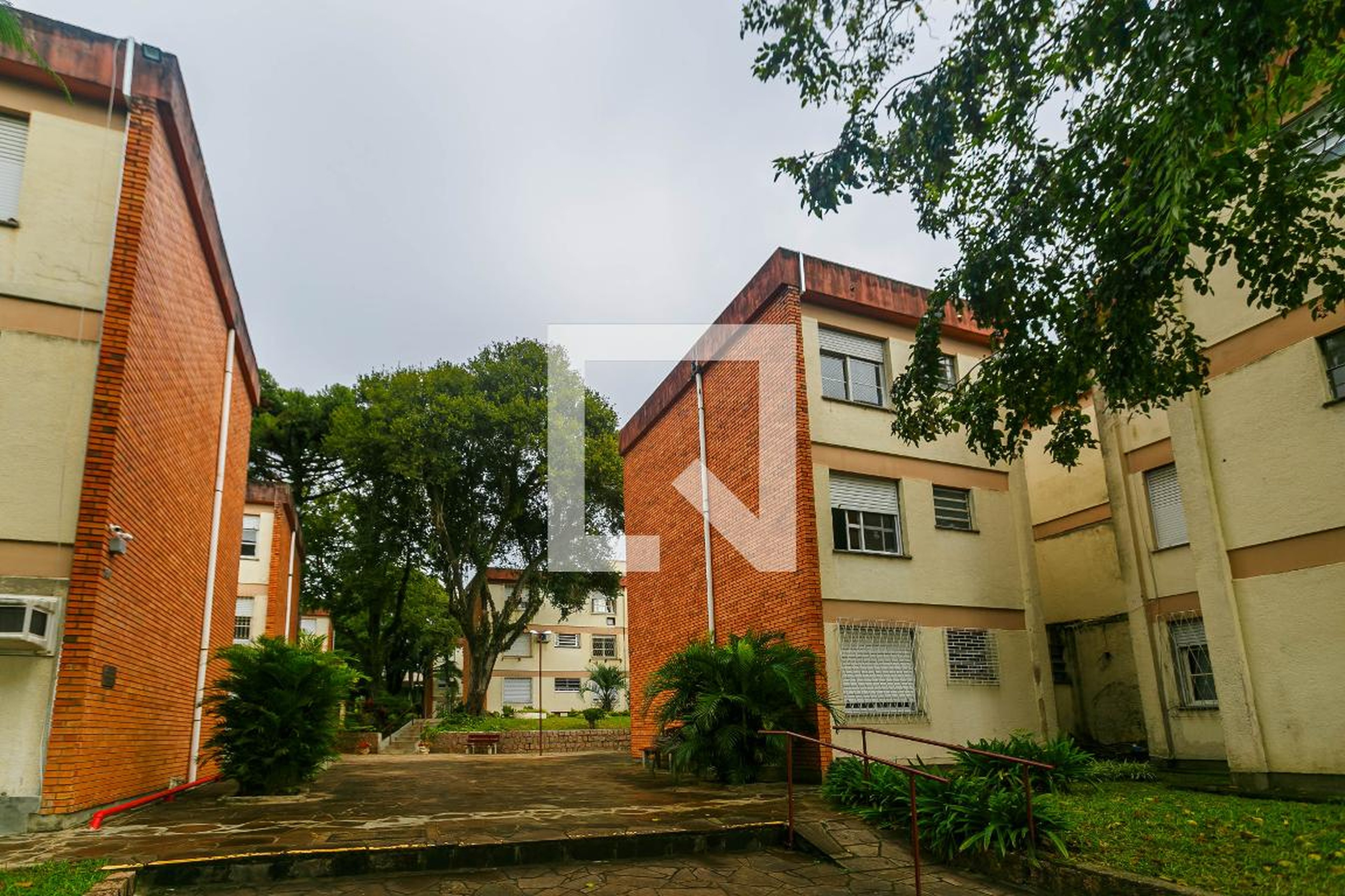 Fachada Condomínio em Avenida Francisco Massena Viêira, 206