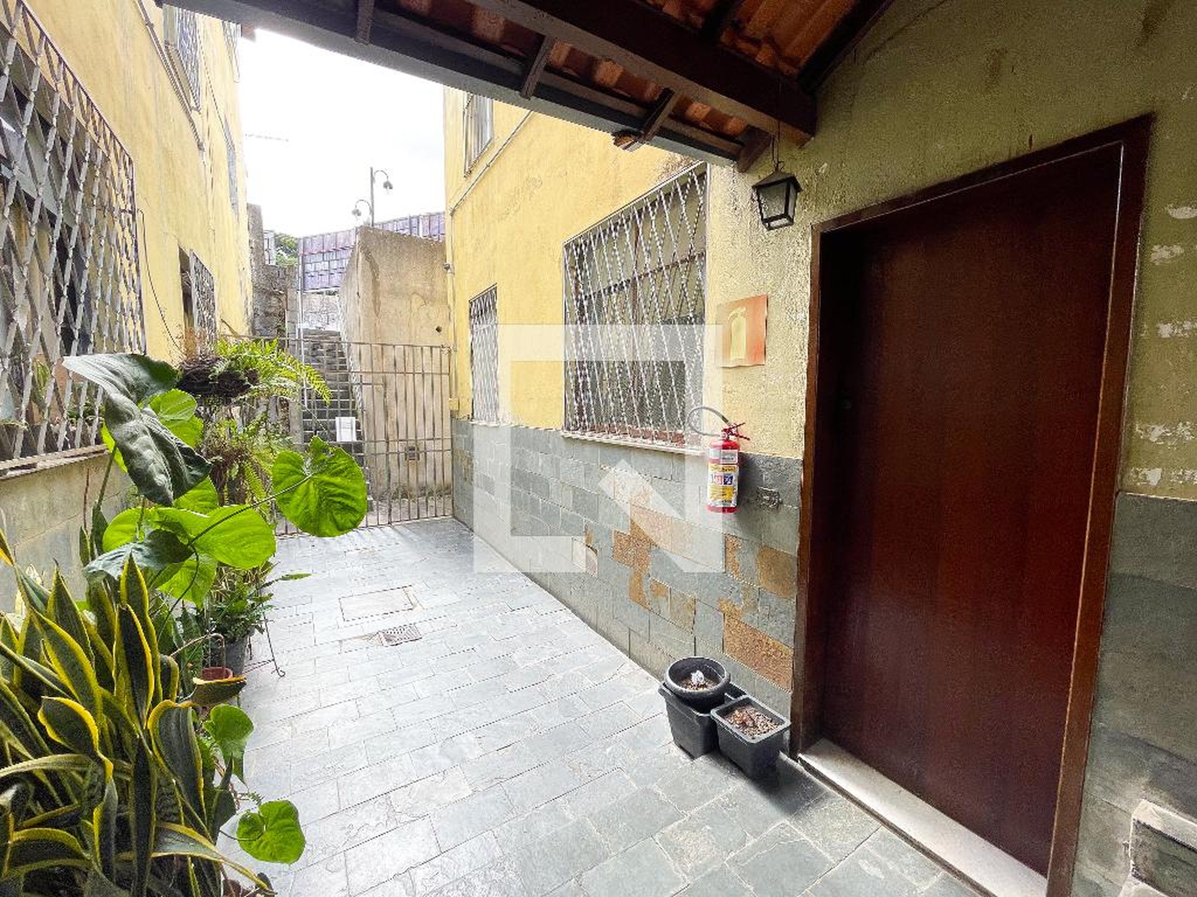 Fachada Condomínio em Rua Norberto Mayer, 808