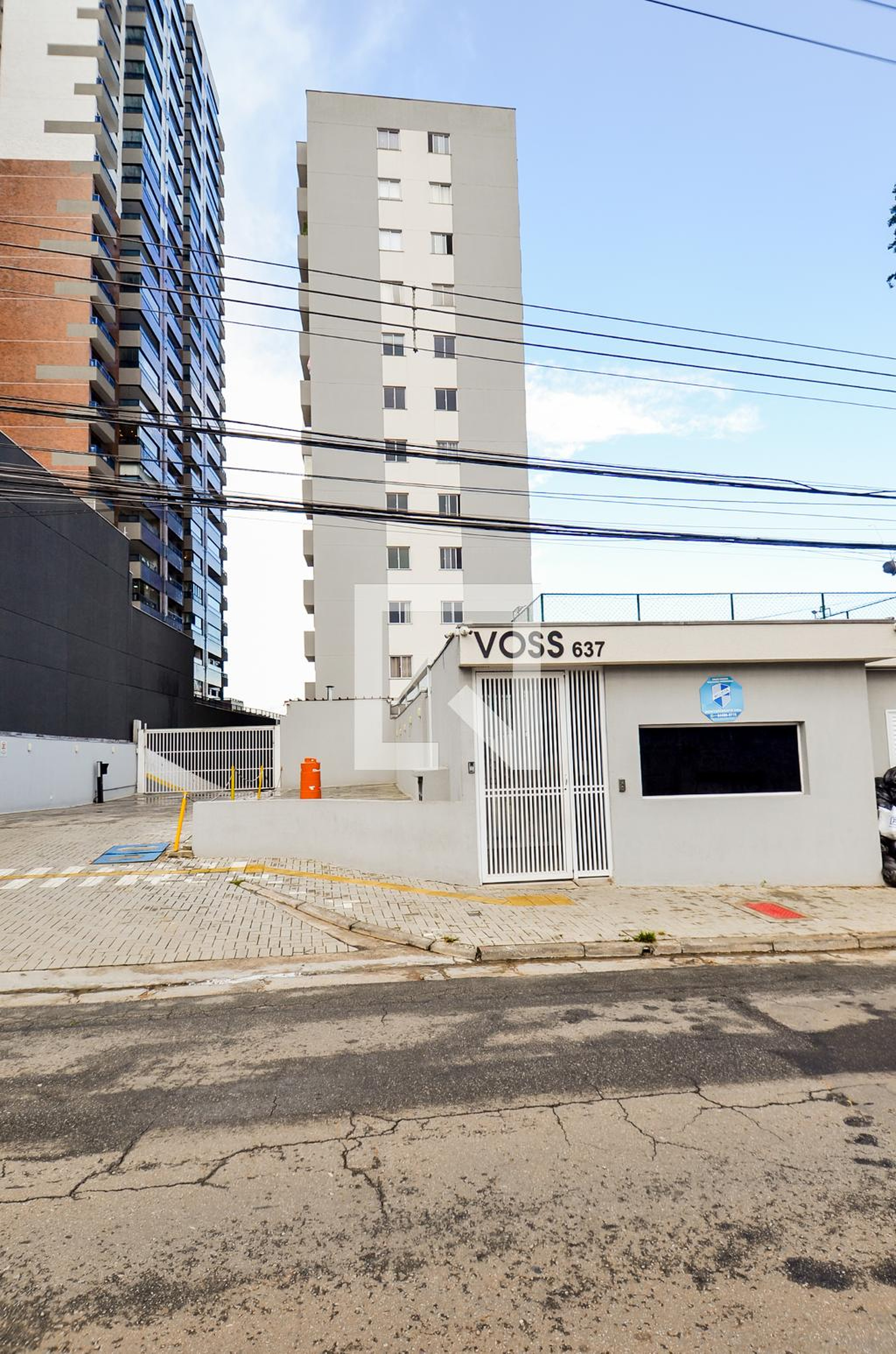 Fachada do Condomínio Condomínio Voss Guarulhos