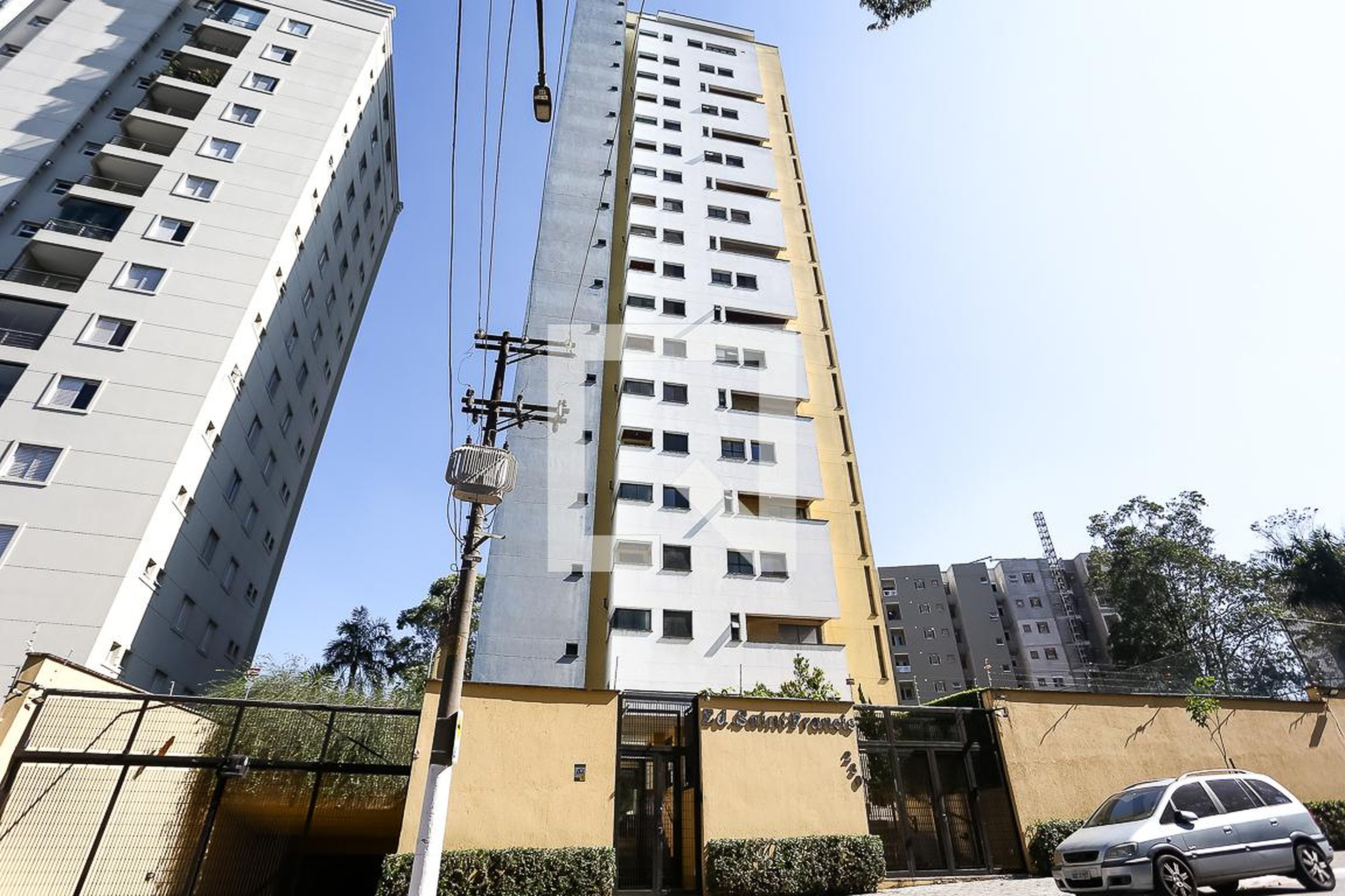 Fachada Edifício Saint Francis