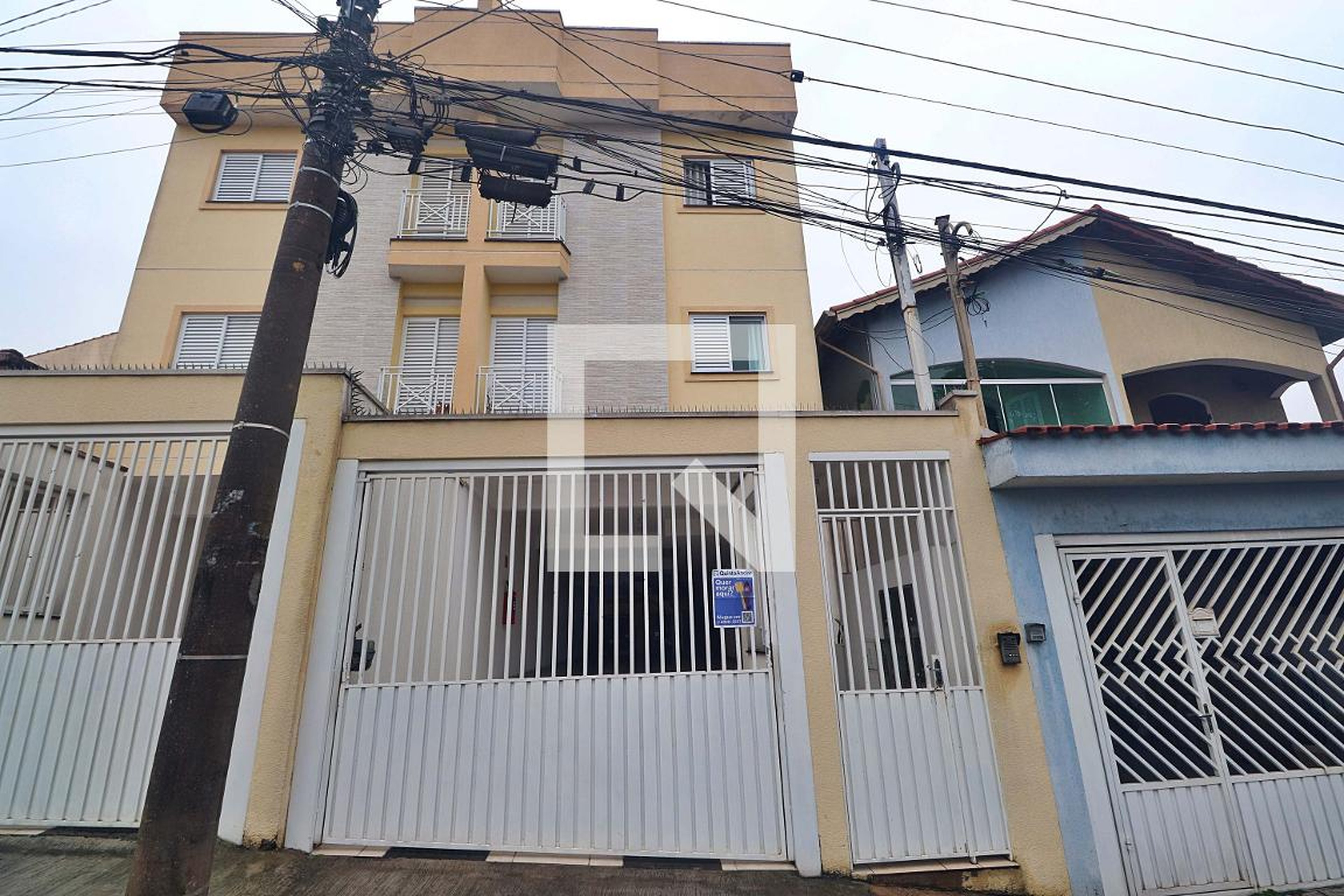 Fachada Condomínio em Rua Polônia, 47
