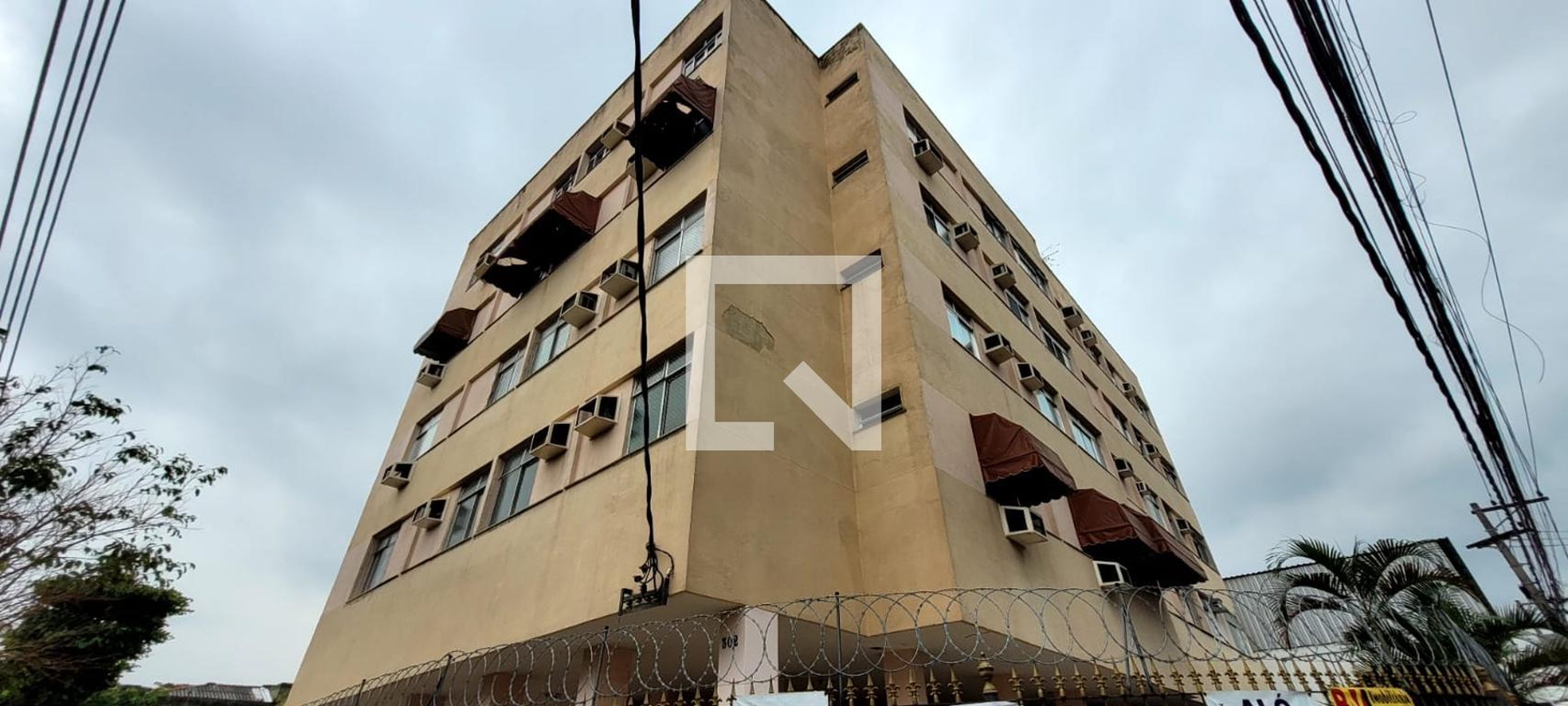 Fachada do Prédio Condomínio em Rua Engenheiro Lafayette Stockler, 302