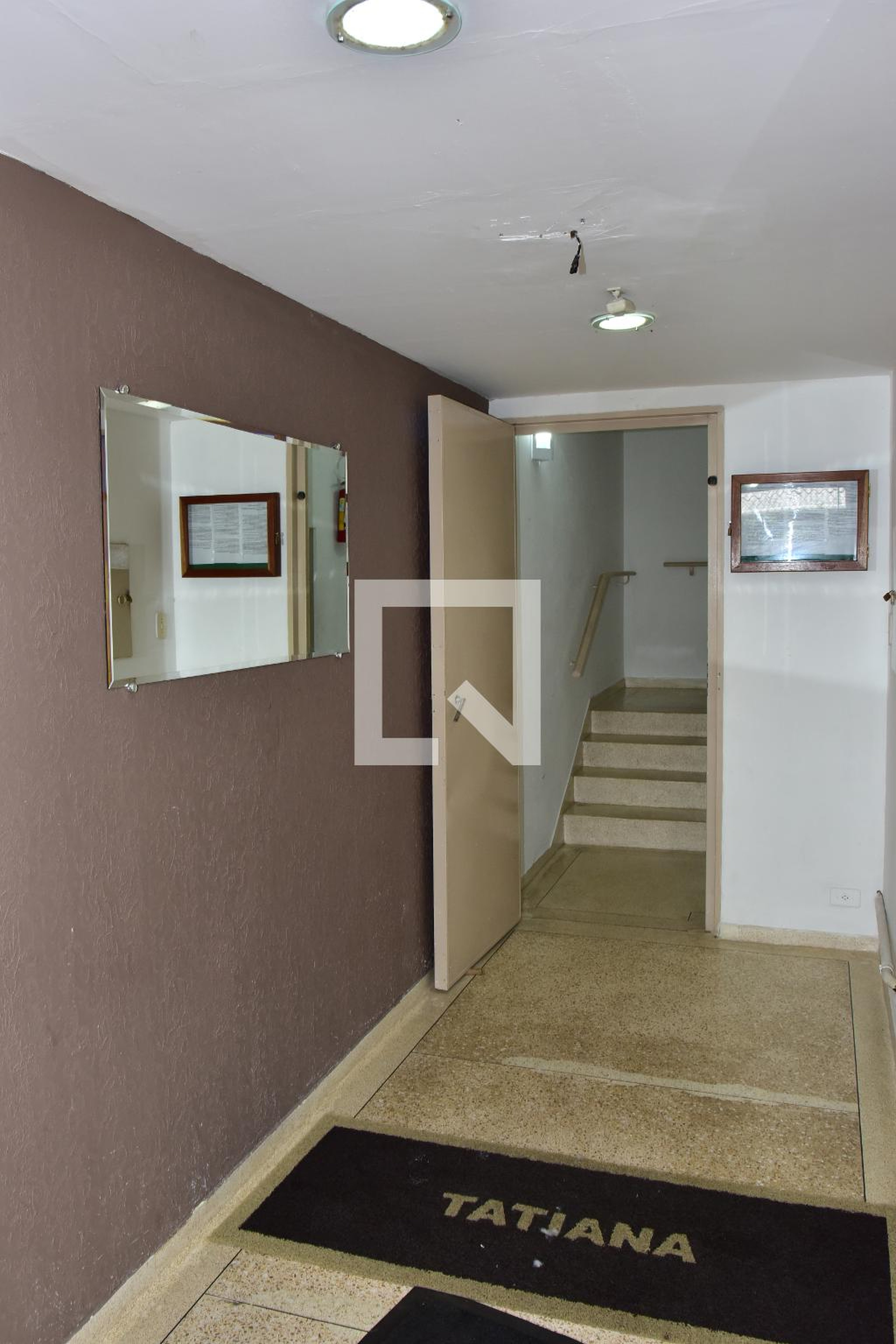 Hall social - Tatiana, I.Cristina e Celina