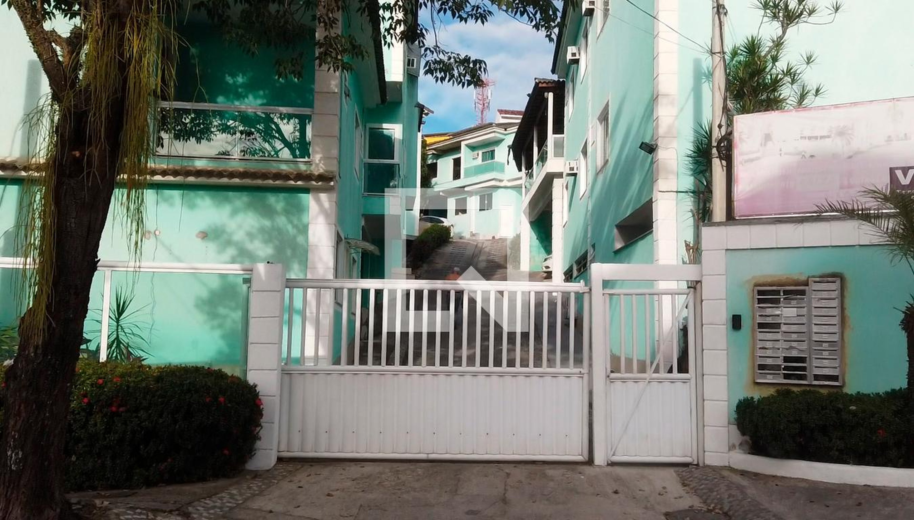 Fachada Condomínio em Rua Gazeta do Rio, 348