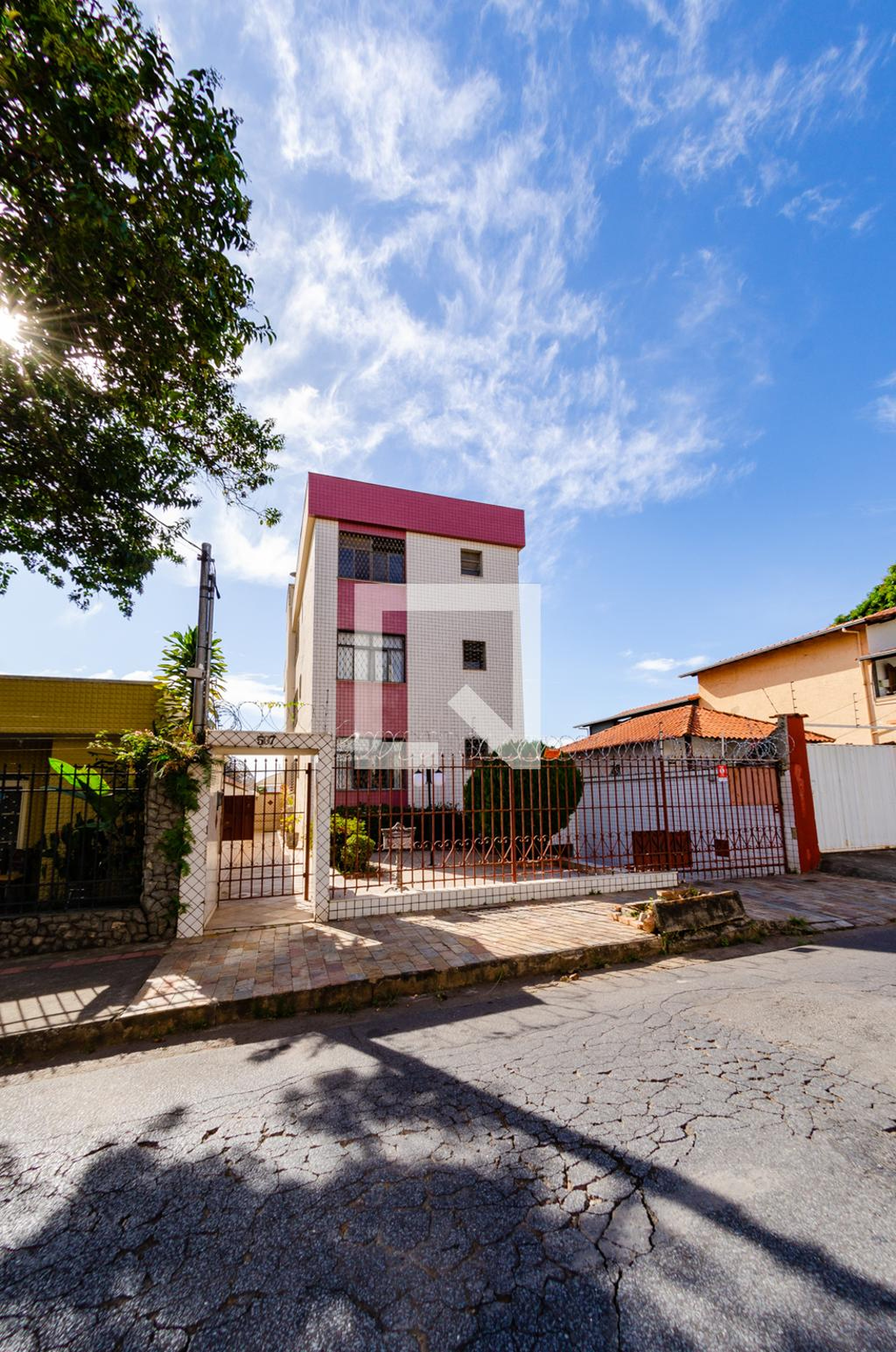 Fachada Edifício Leonardo Pessoa