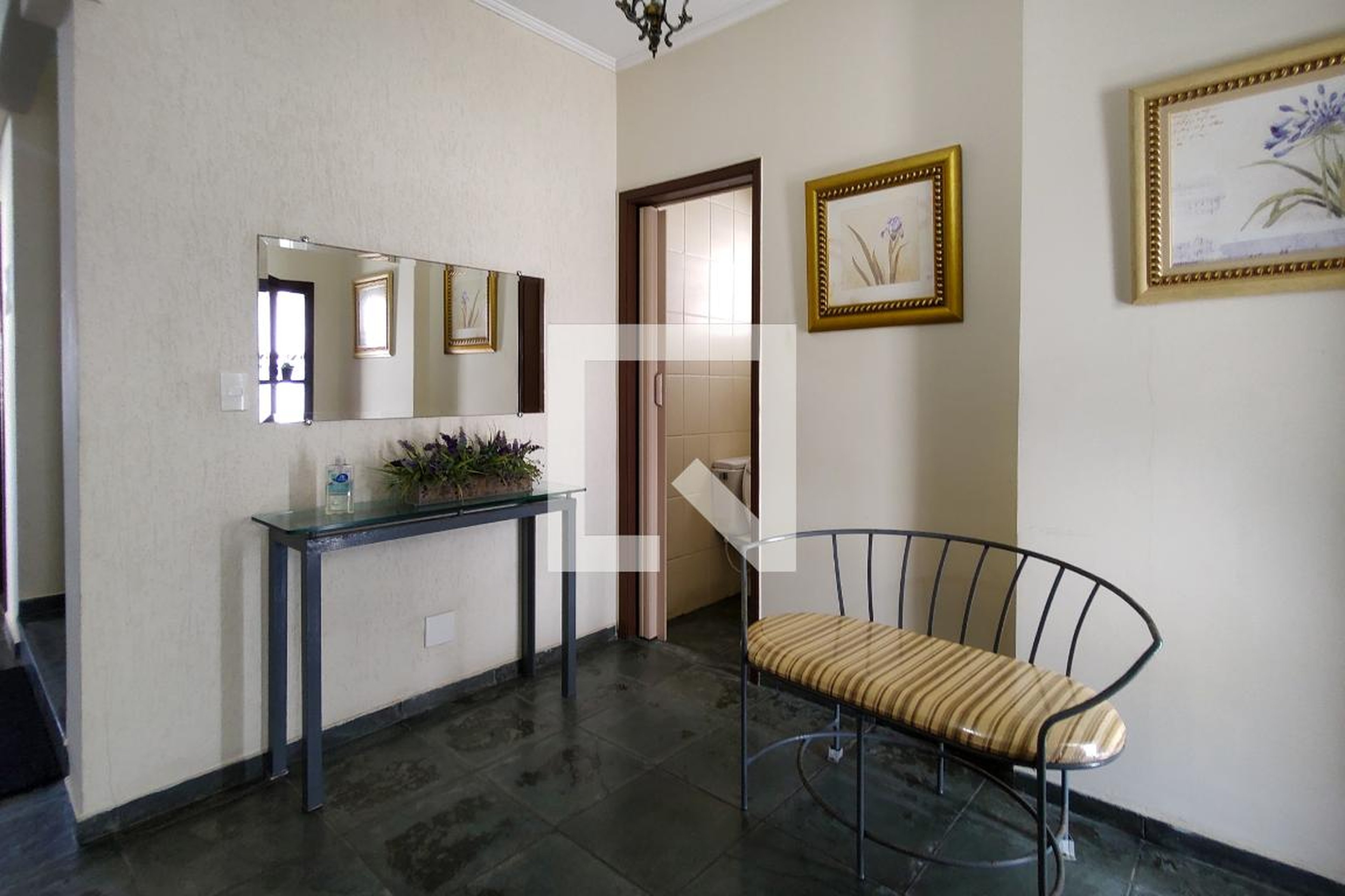 Hall de entrada - ED. Verona