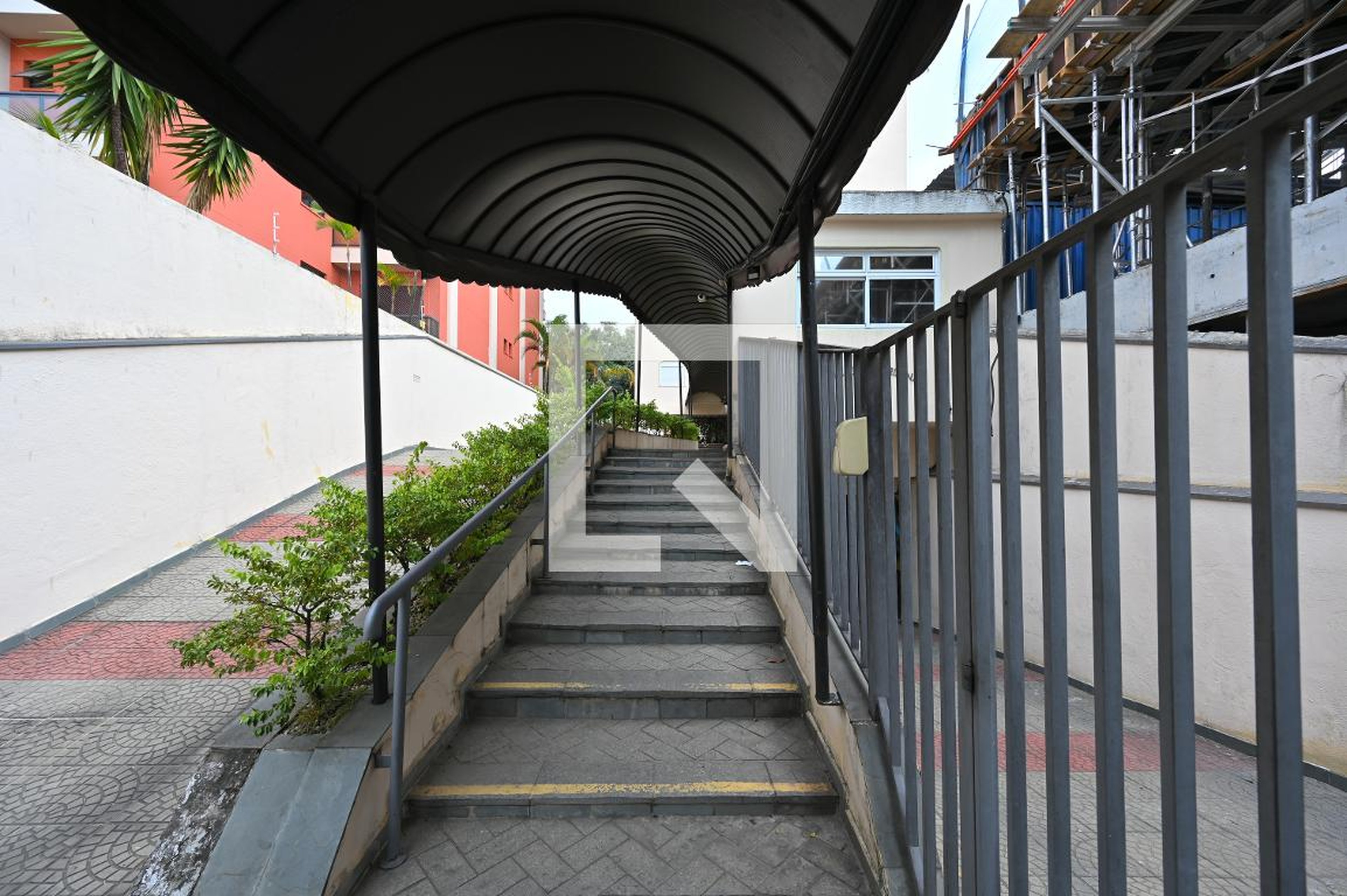 Entrada - Edificio  Mariana