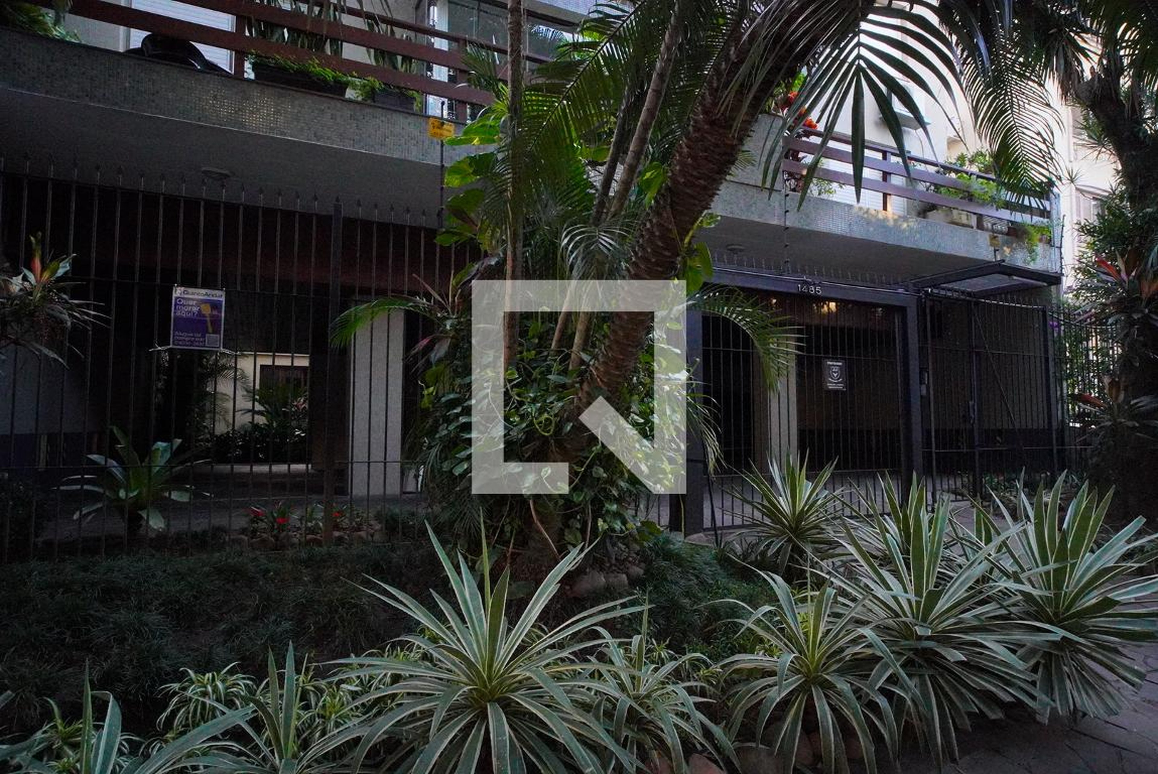 Fachada do Condomínio Condomínio em Avenida Mariland, 1485