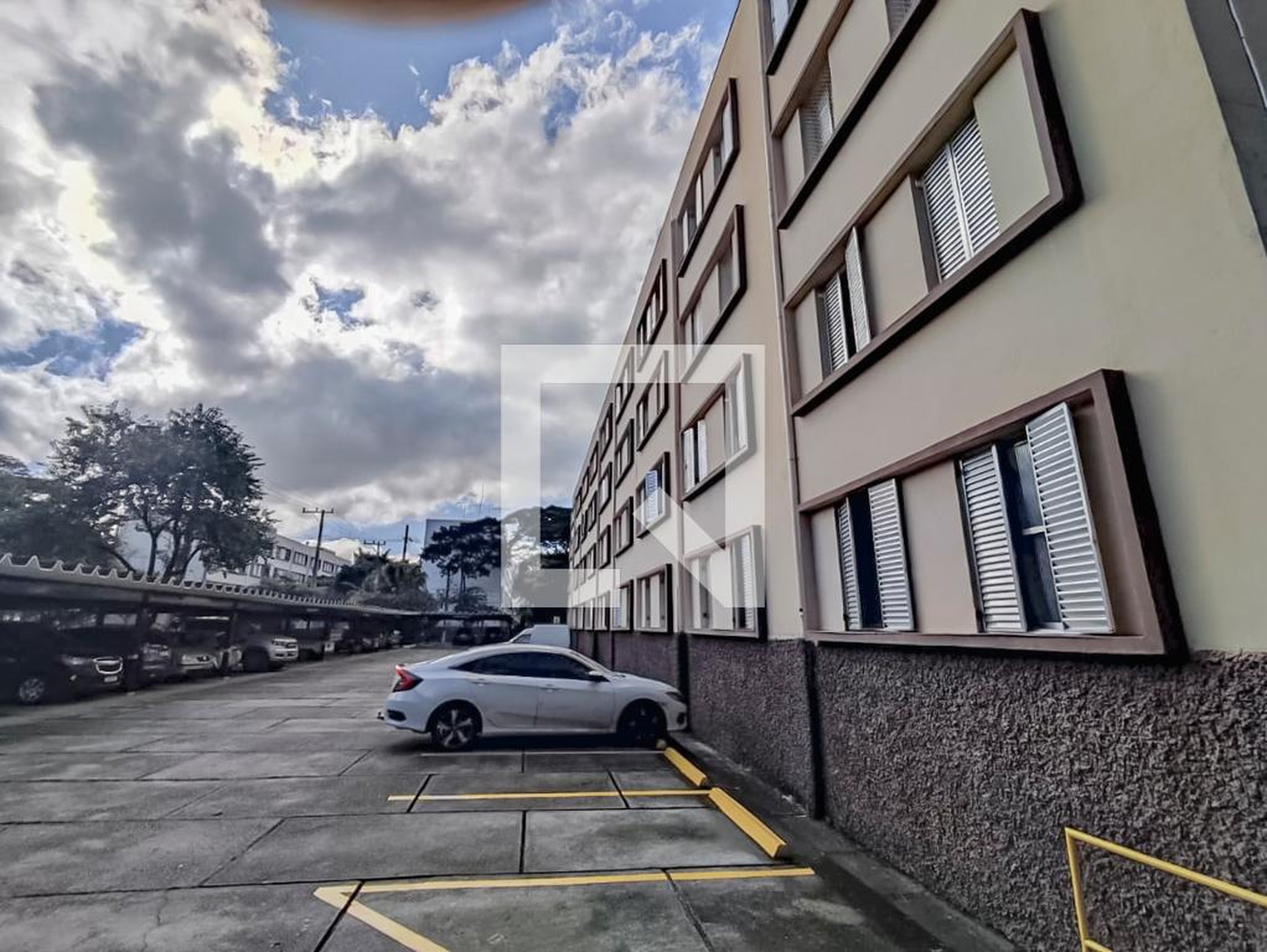 Fachada do Prédio Condomínio em Rua Professor Demóstenes B. Figueira Marques, 18